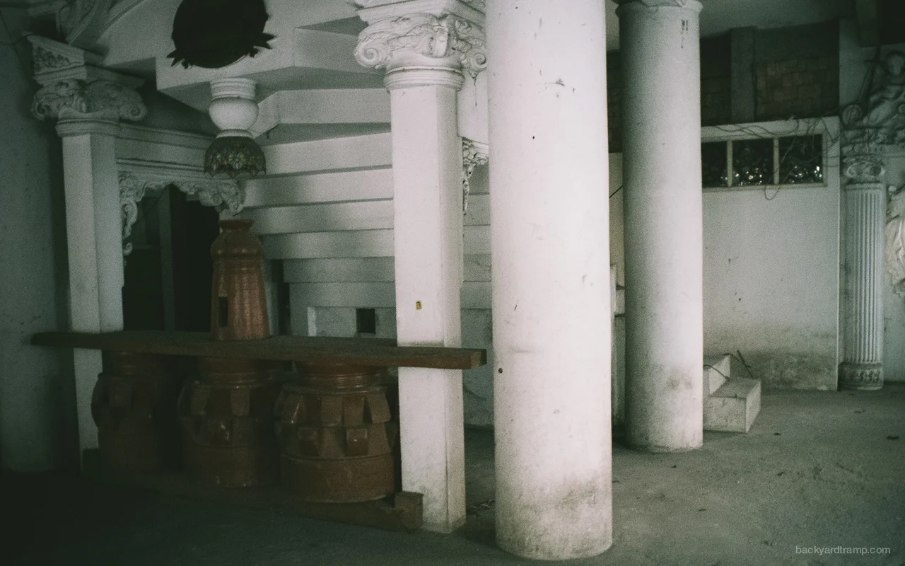 HauntedHouse-178018.jpg