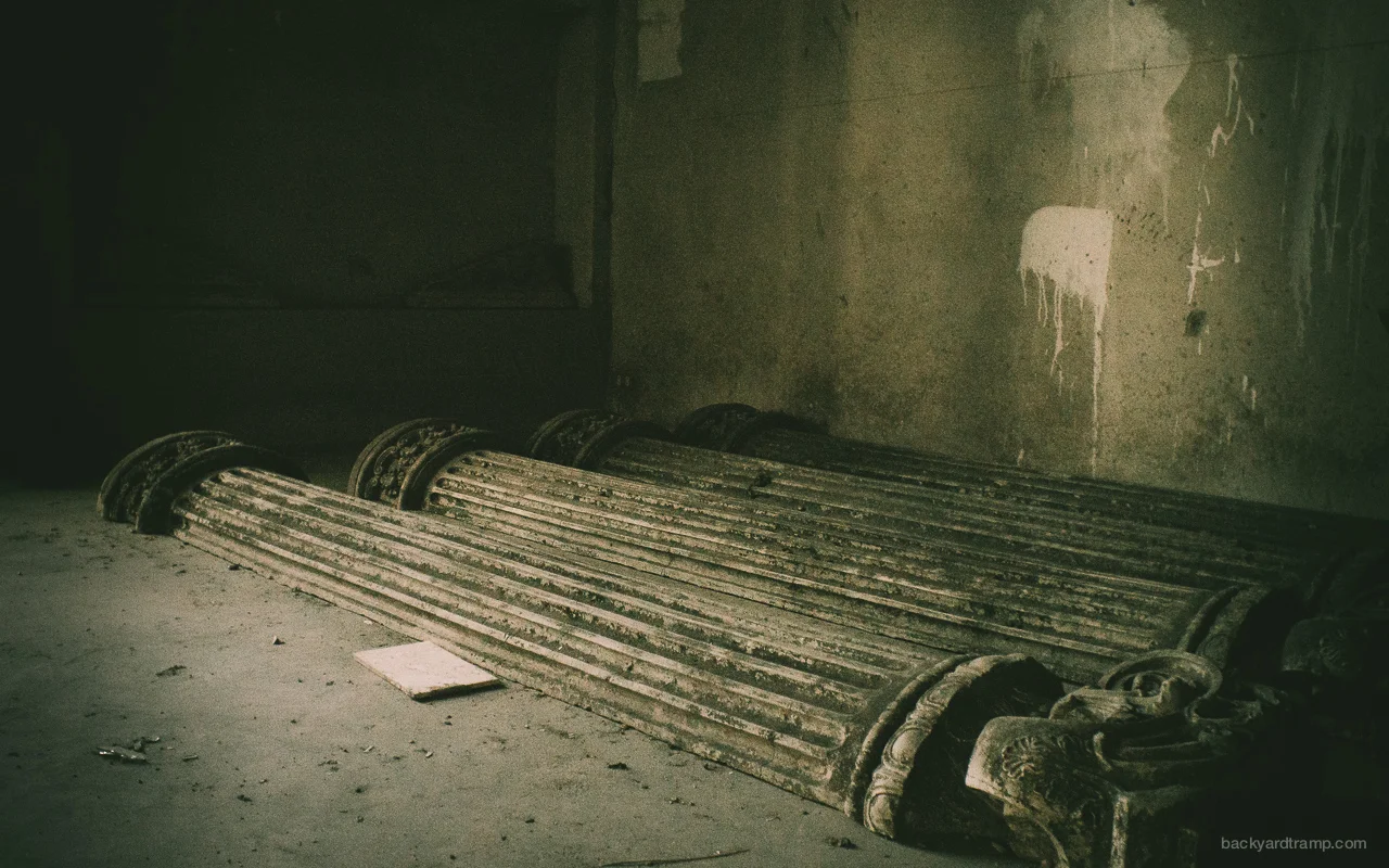 HauntedHouse-208324.jpg