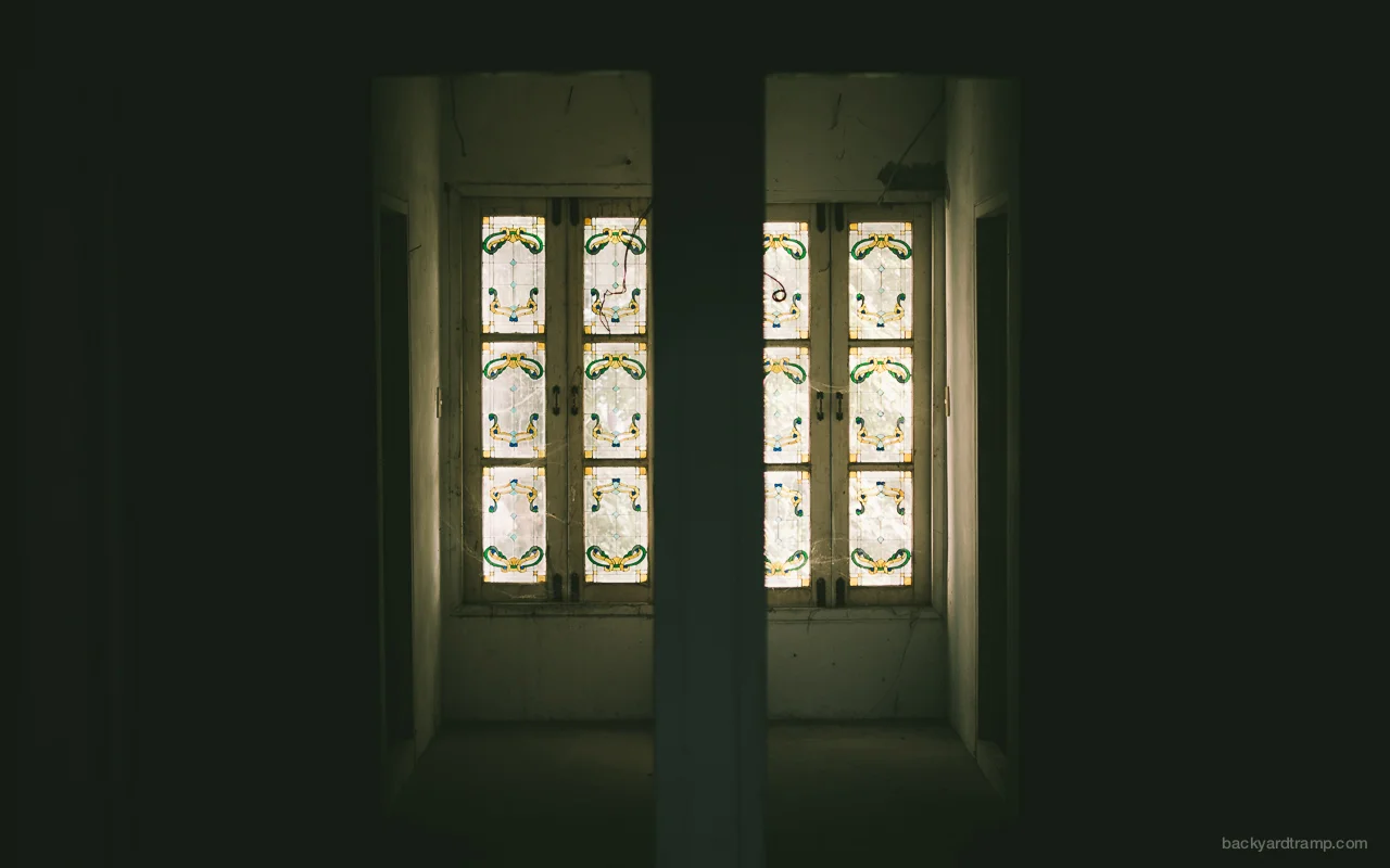 HauntedHouse-208376.jpg
