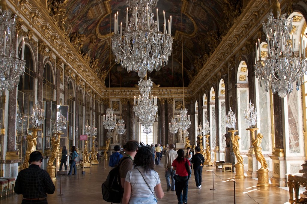 08Paris_chateau_versailles_hall.jpg