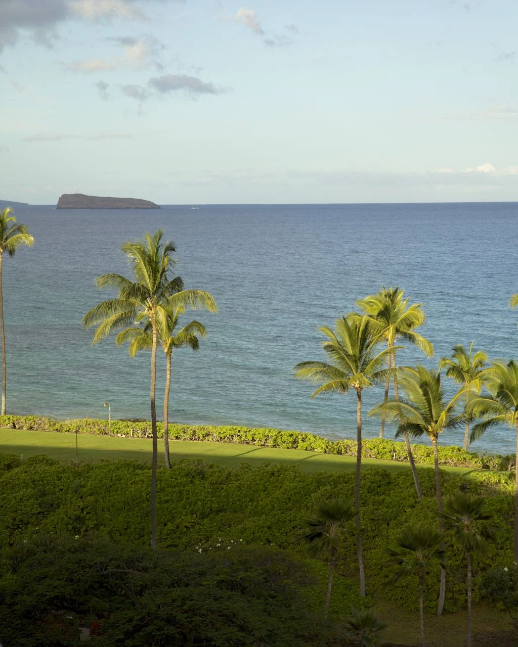 ​Once the sun came up, we could see that we had a pretty nice view from our lanai. We could even see Molokini, the volcanic crater about 3 miles offshore.