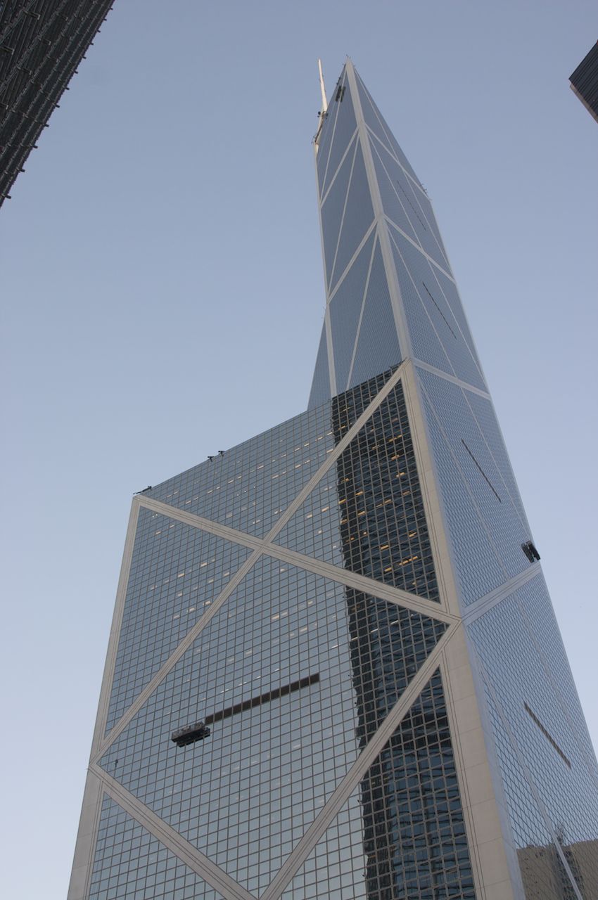 Bank of China Tower from the ground