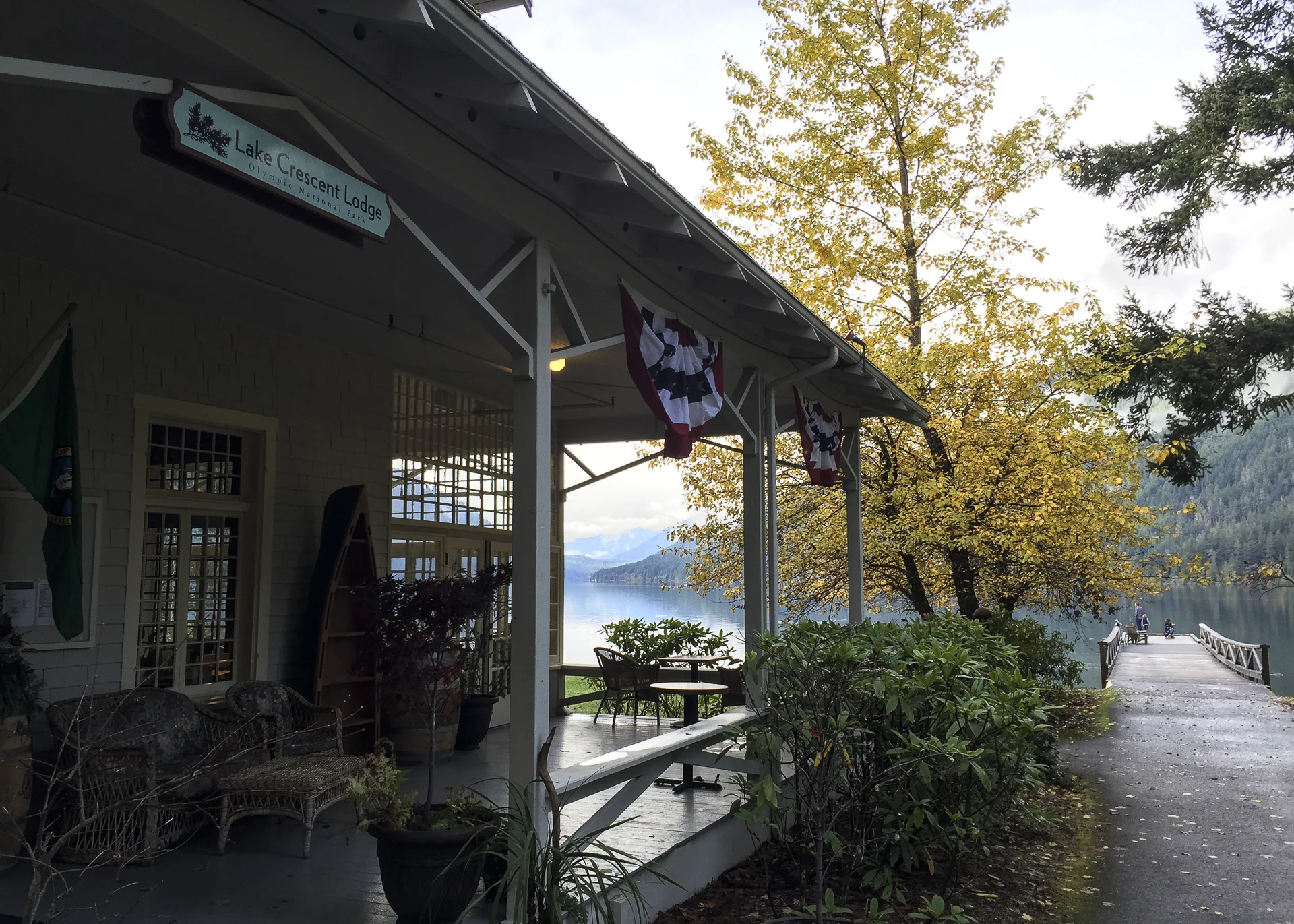 Lake Crescent Lodge