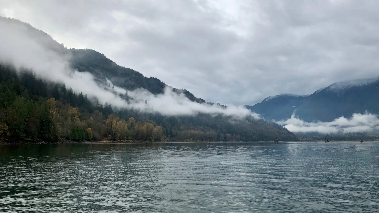 It was an overcast day, with lots of low hanging clouds that added a nice atmosphere to the day.