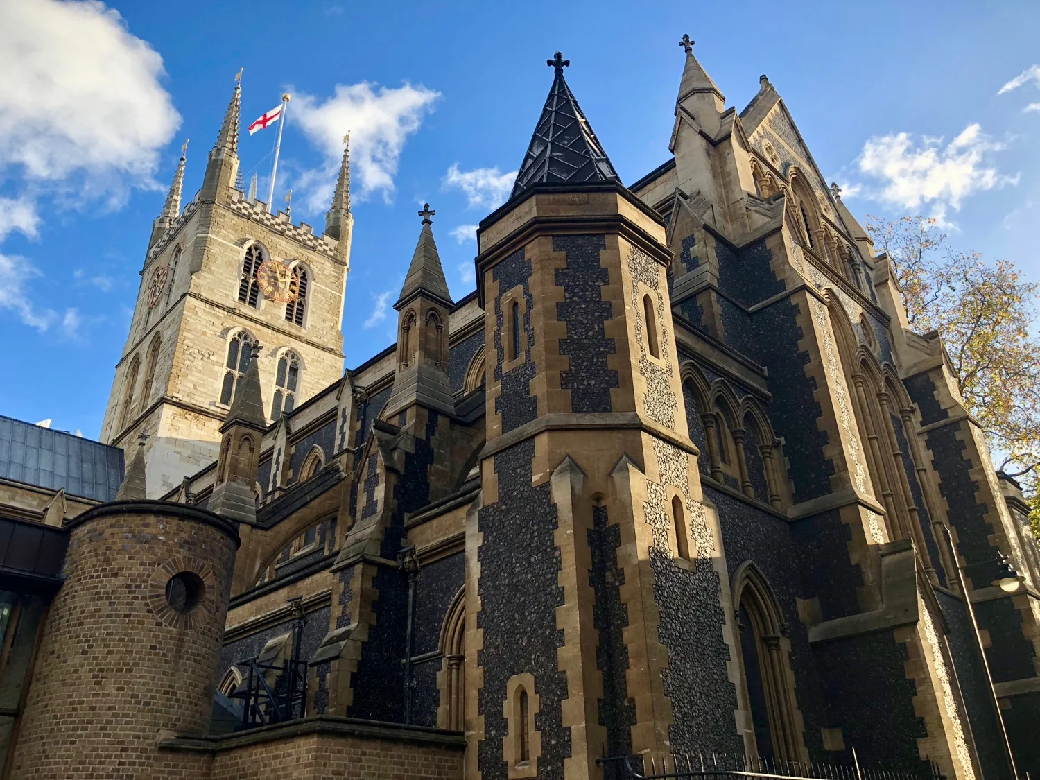  Southwark Cathedral 