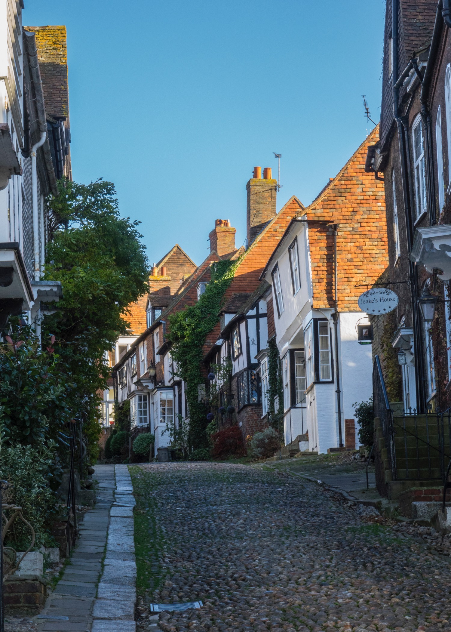 There were lots of cool cobbstone streets throughout the town to explore