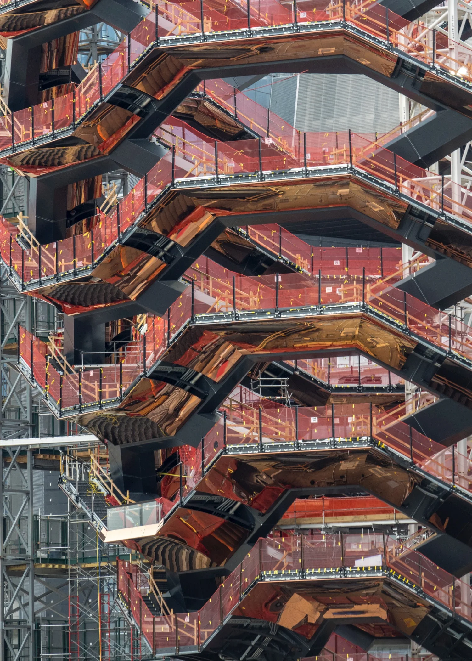  The interior features 154 interconnected flights of stairs as well as 80 landings where people can stop and enjoy the views. It cost between $150-200 million and was paid for by the developer, so you know there's some profit in real estate still... 