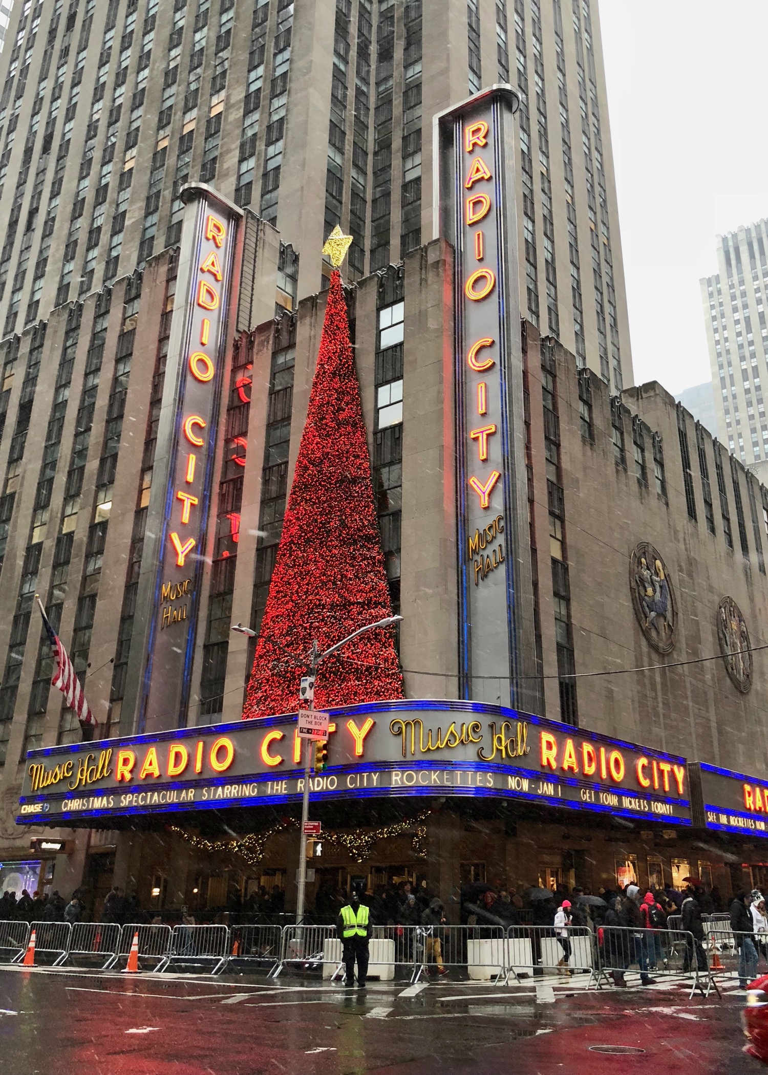  Radio City Music Hall had quite the line up for the afternoon show. 