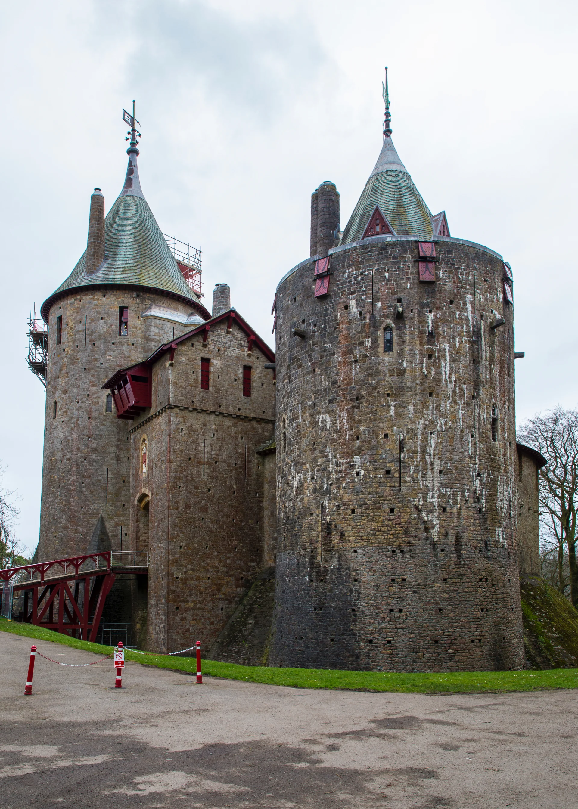 The outside view of Castell Coch