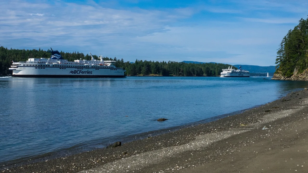  Ferries going through Active Pass. 