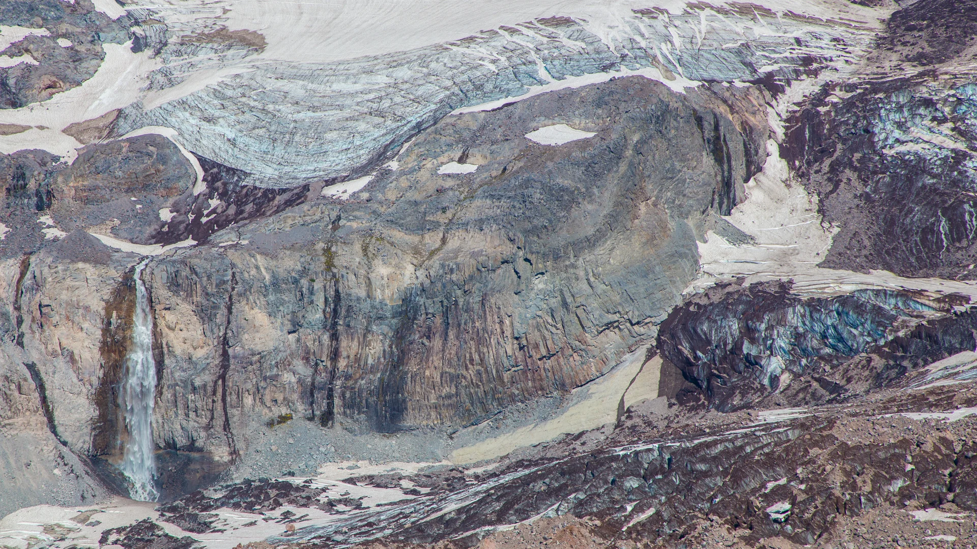  The source of the Nisqually River. 