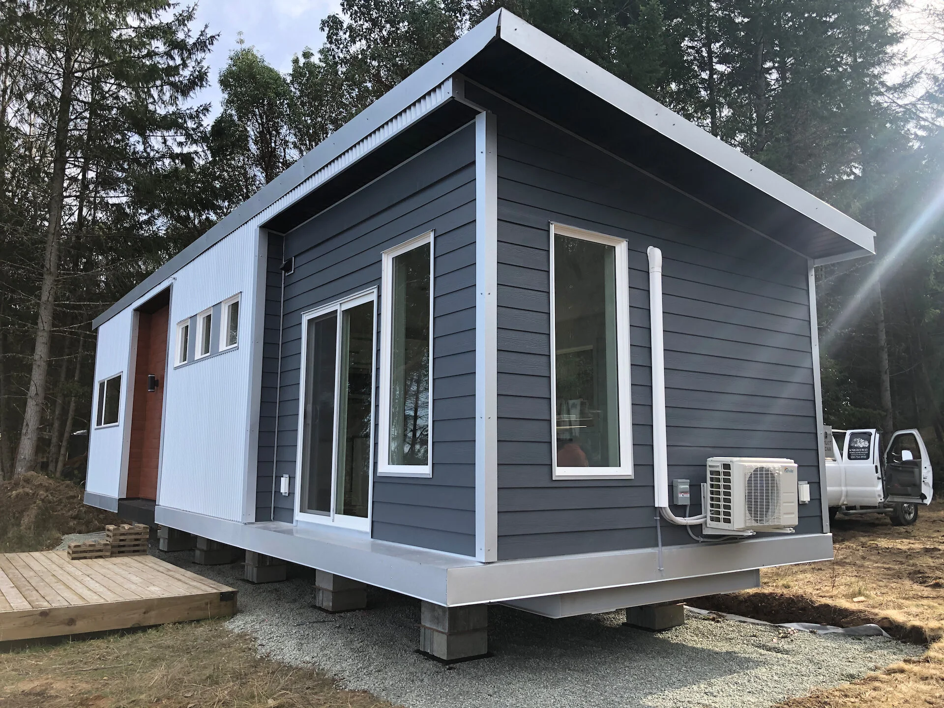  And done. All the prices of the trailer removed and detached from the truck.  