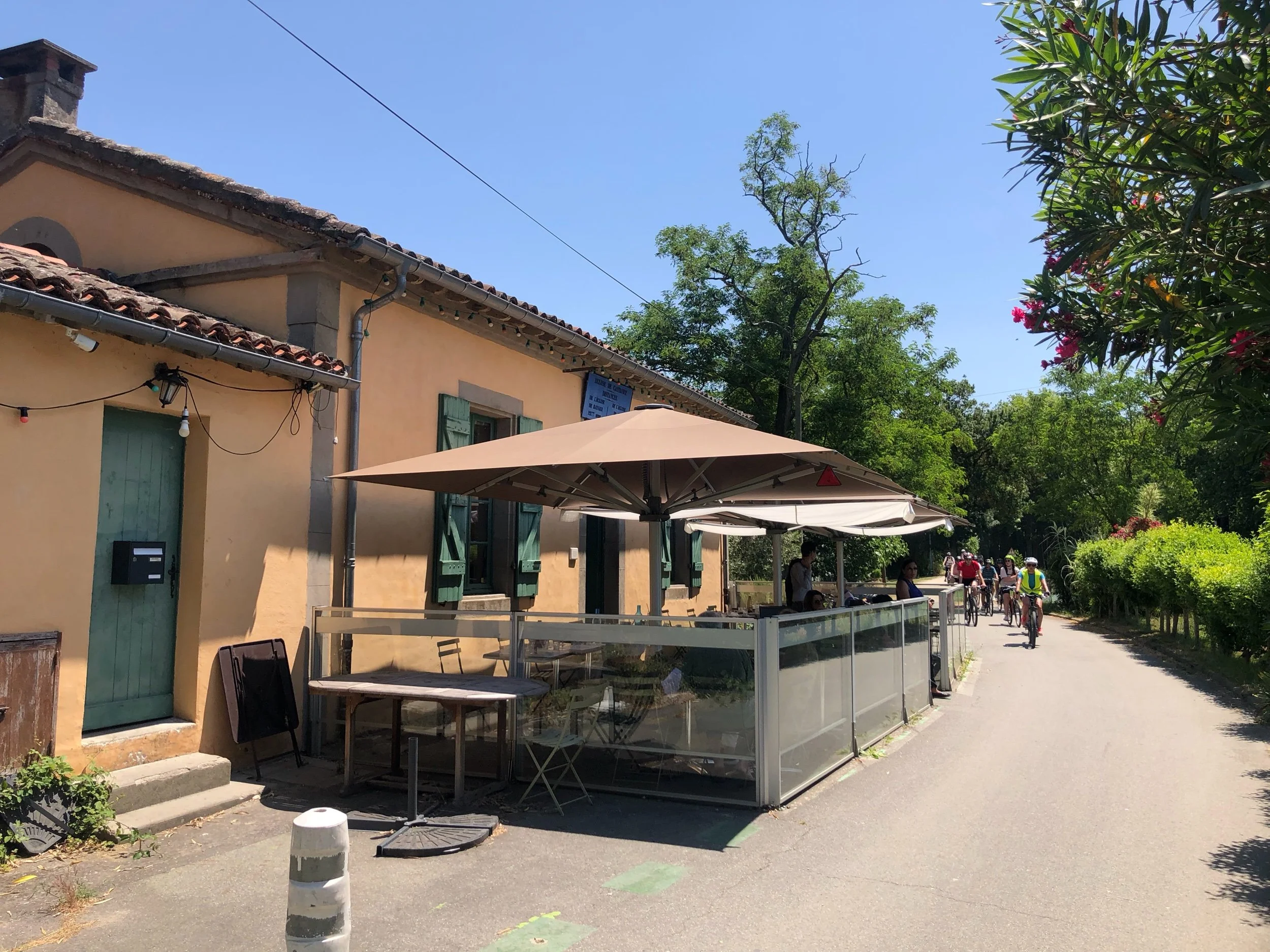  The patio overlooking the canal. 