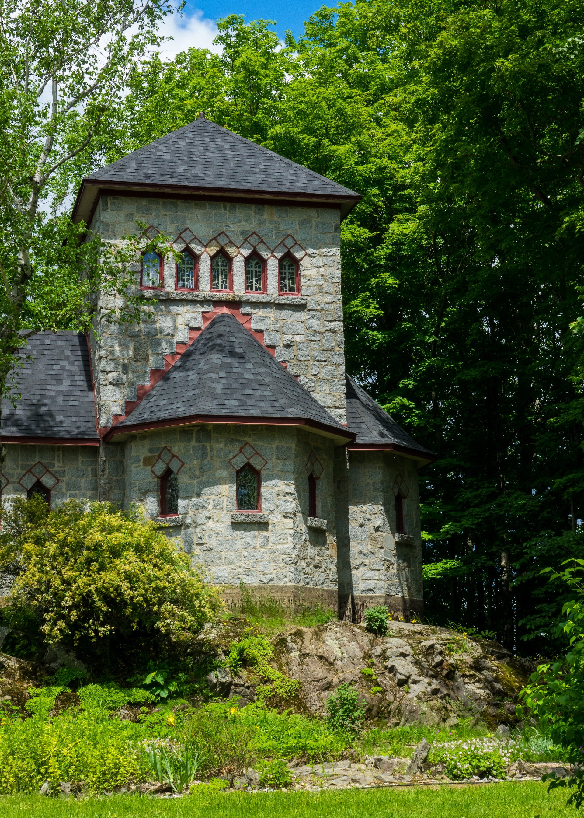 We believe this is a guest house, but it was under renovation so we couldn’t get too close.