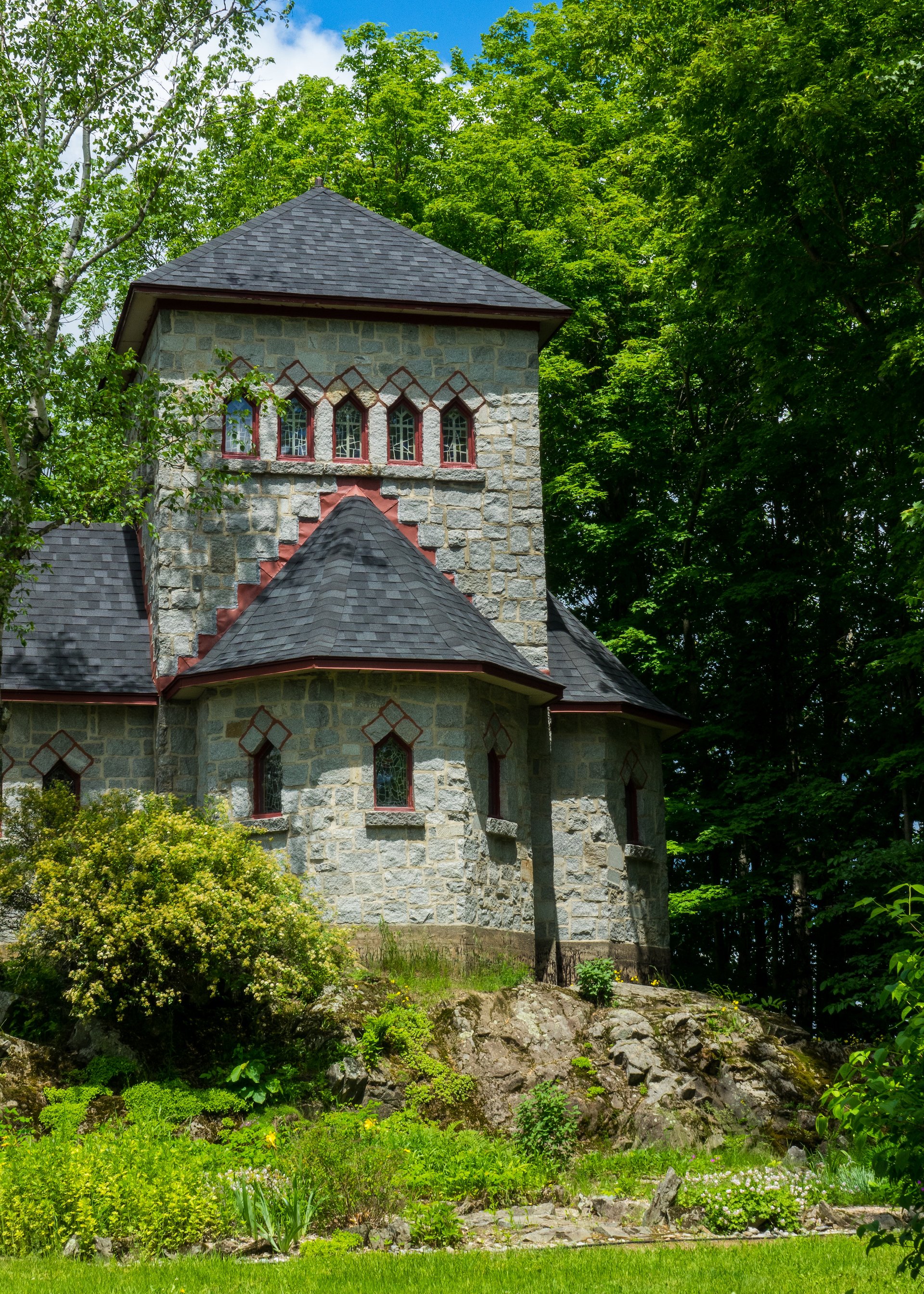  We believe this is a guest house, but it was under renovation so we couldn’t get too close. 