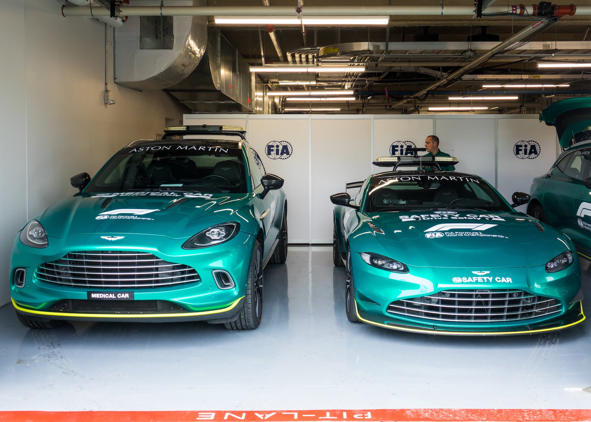  Medical car (left) and safety car (right)… so pretty! 