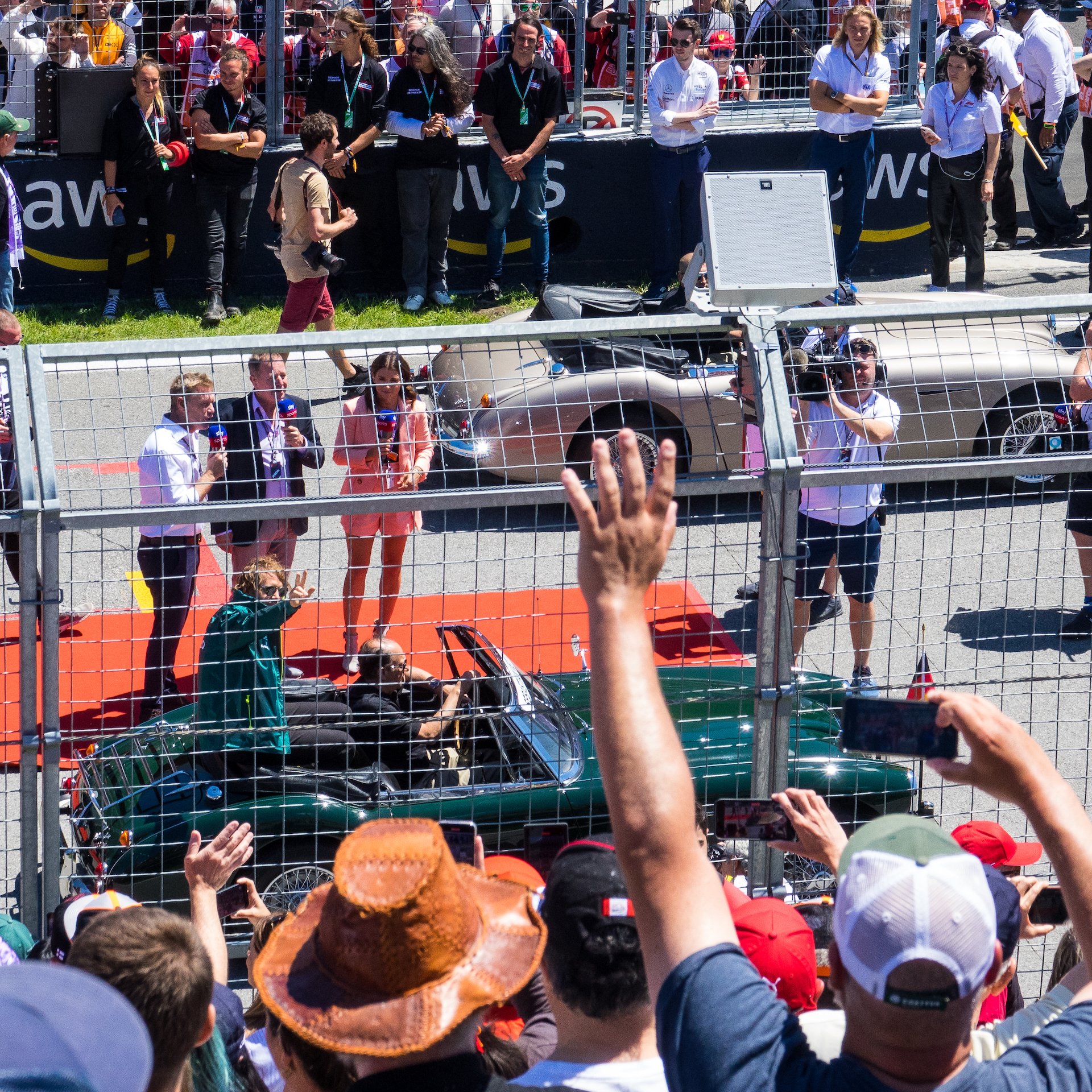 The Sky Crew and Vettel