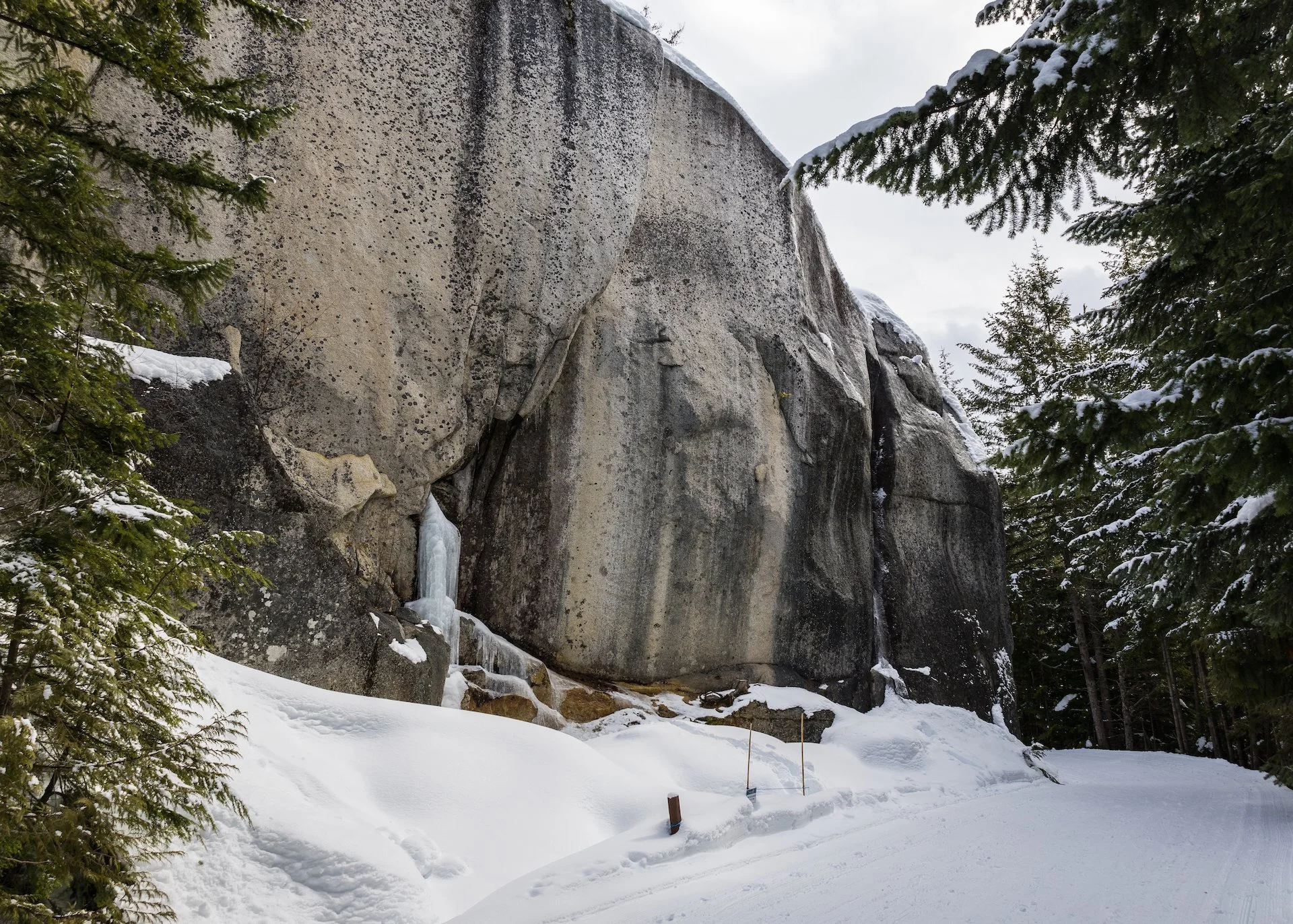 The trail passed this huge granite outcropping that dominates the landscape.