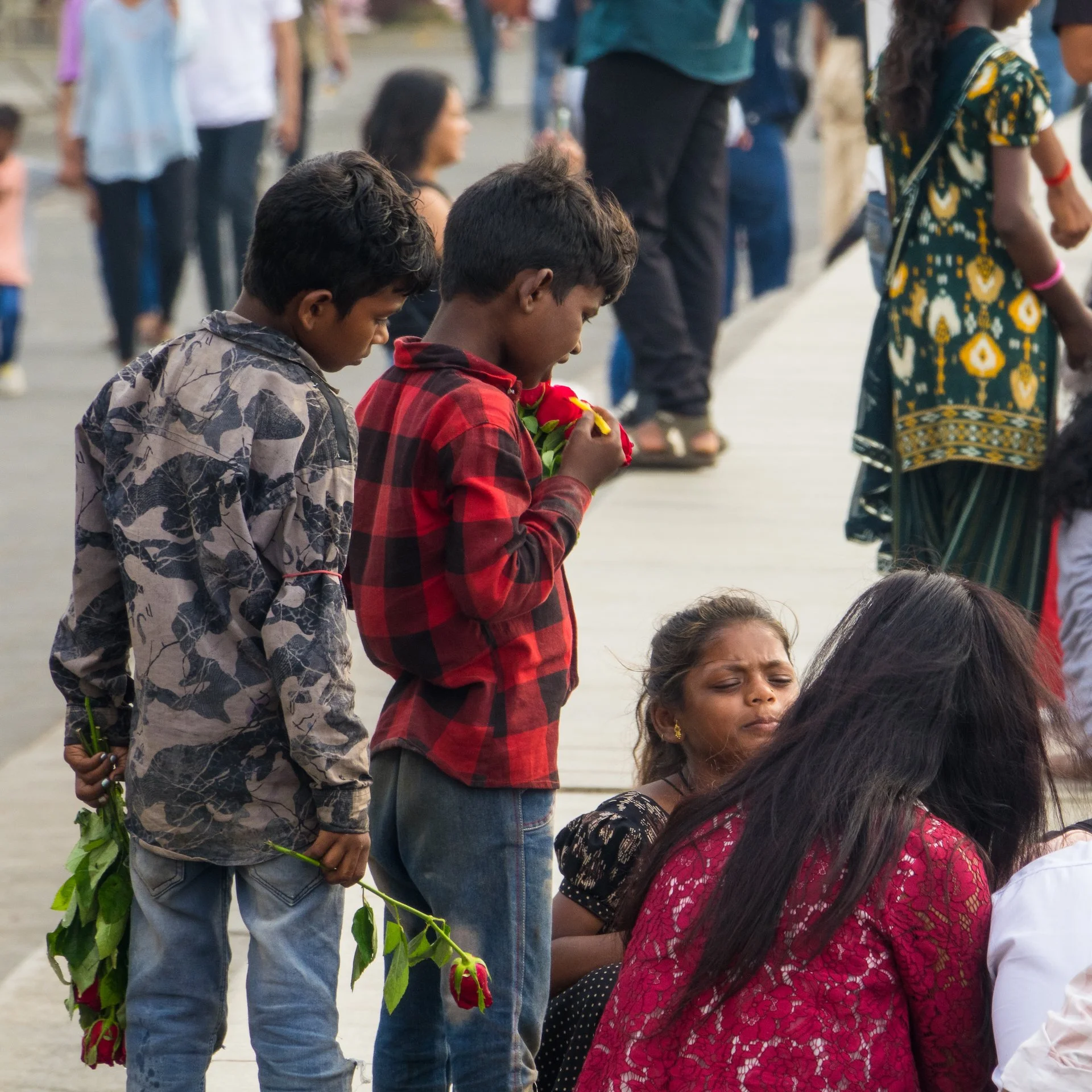  These enterprising kids were trying hard to make some money selling flowers to everyone along the promenade. They were quite persistent (and I definitely was keeping an eye on my wallet…) 