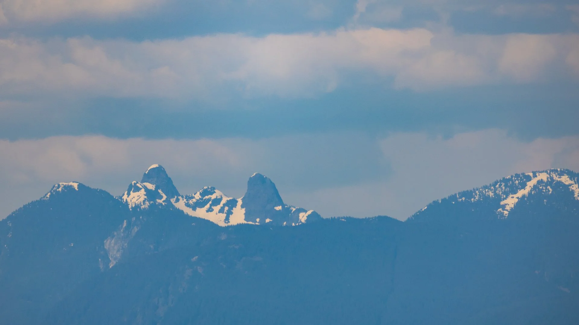  The Lions, some prominent peaks north of the city 