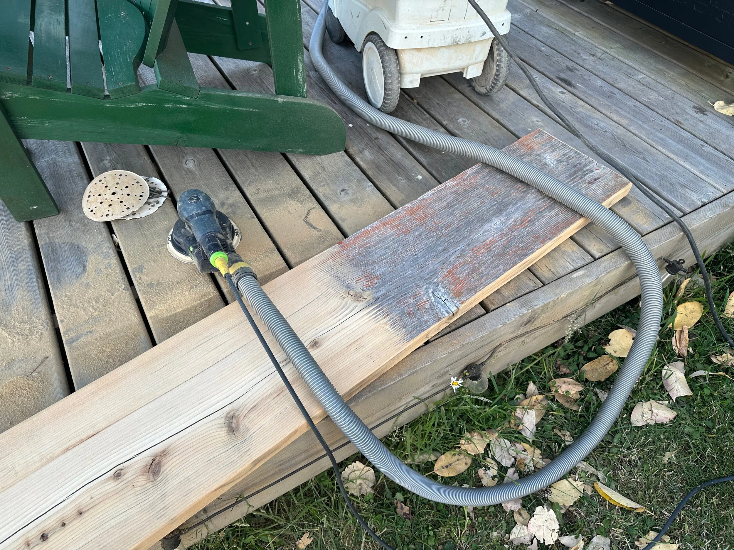  David’s sander is way more powerful than mine and made the job much easier. 