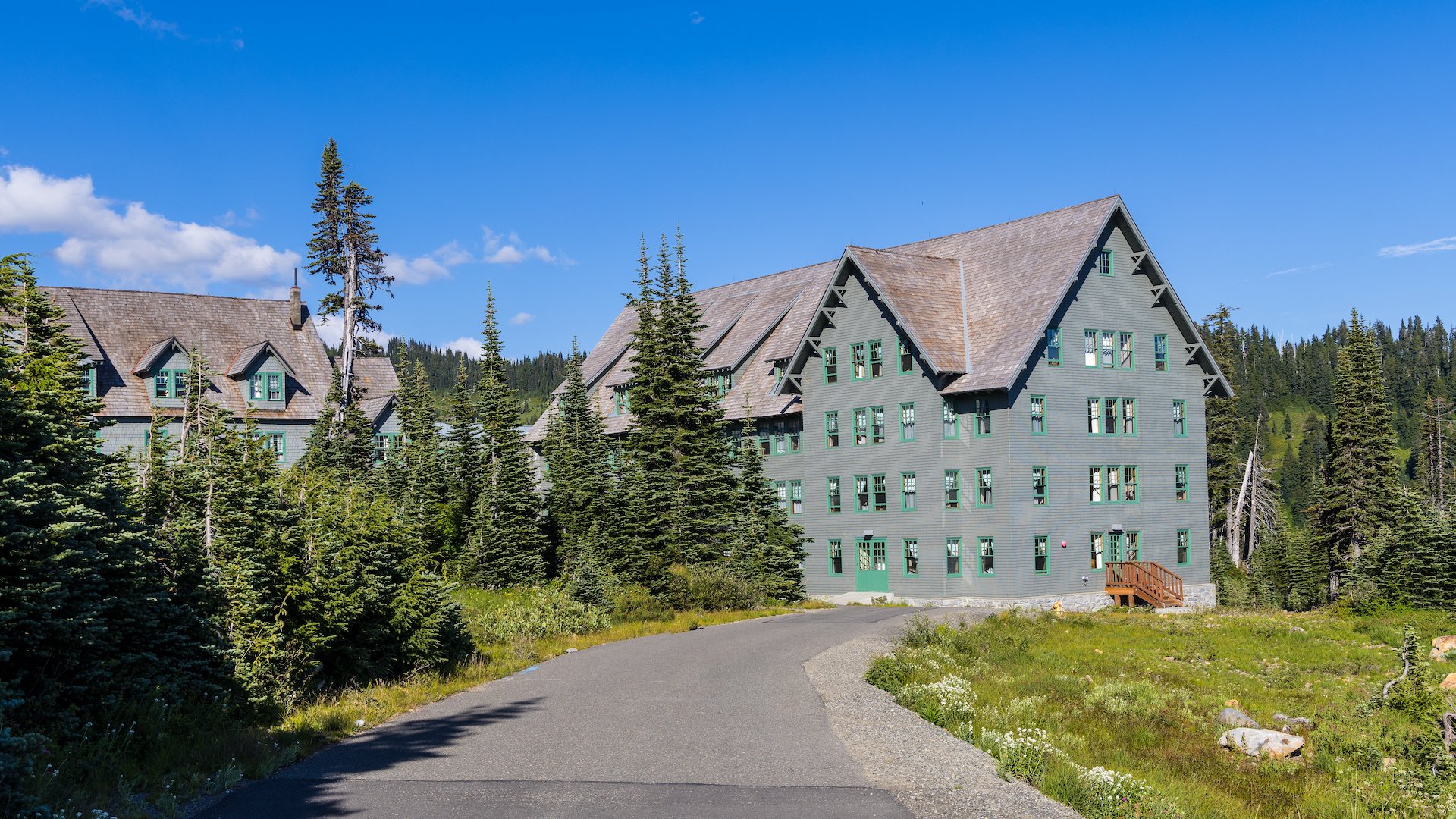  The Historic National Park Lodge. 