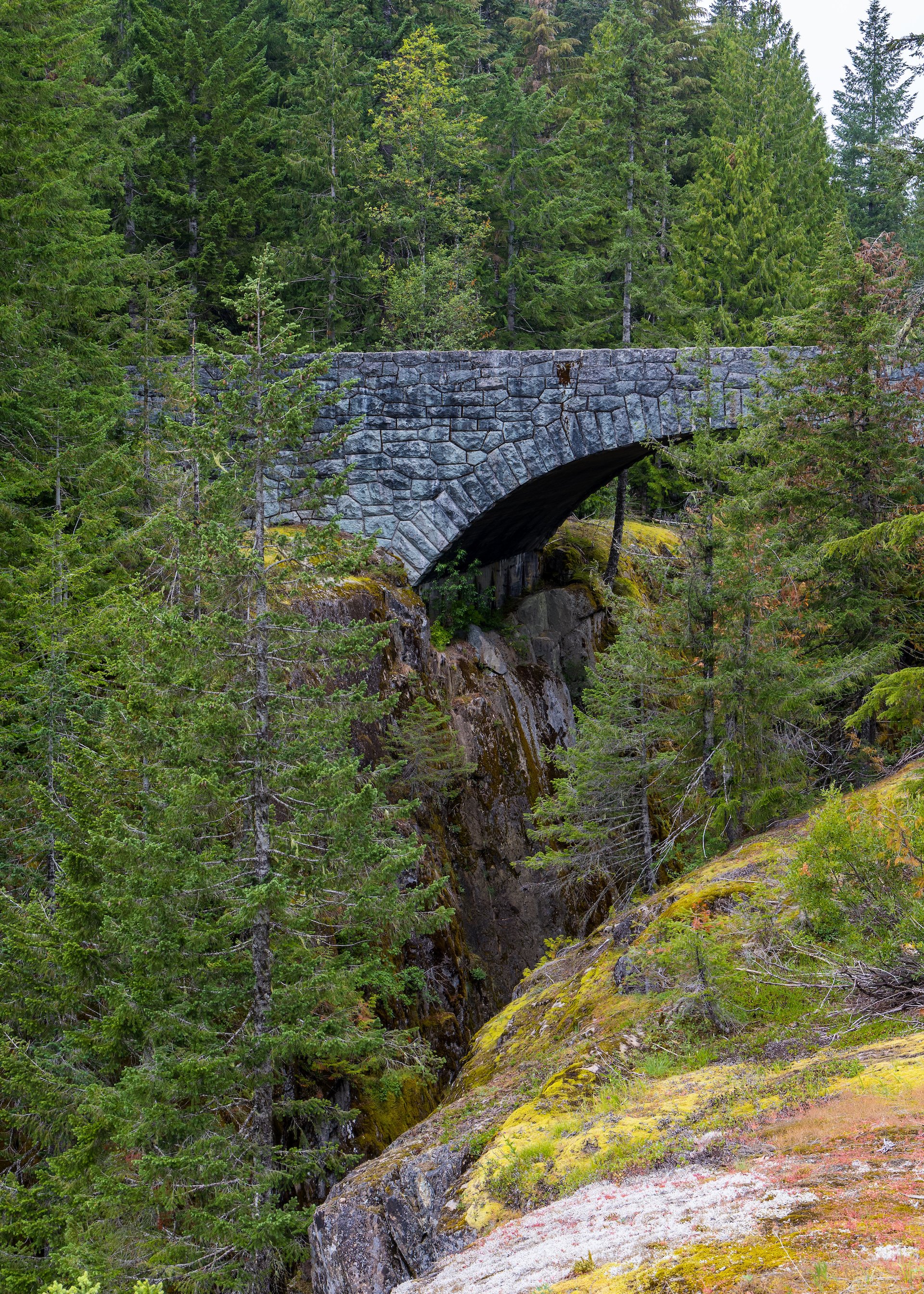  I do love the stone bridges in the park. 