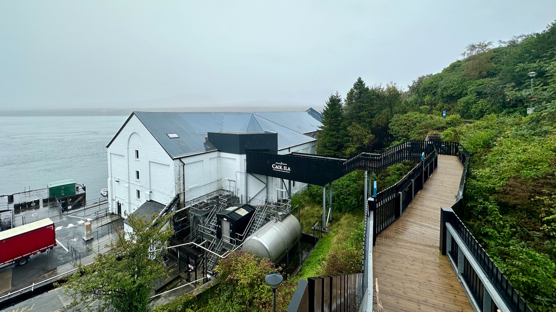  This distillery was probably the most “commercial”, and as the Islay arm of Johnny Walker, I guess that wasn’t too much of a surprise. The facility was beautiful. 