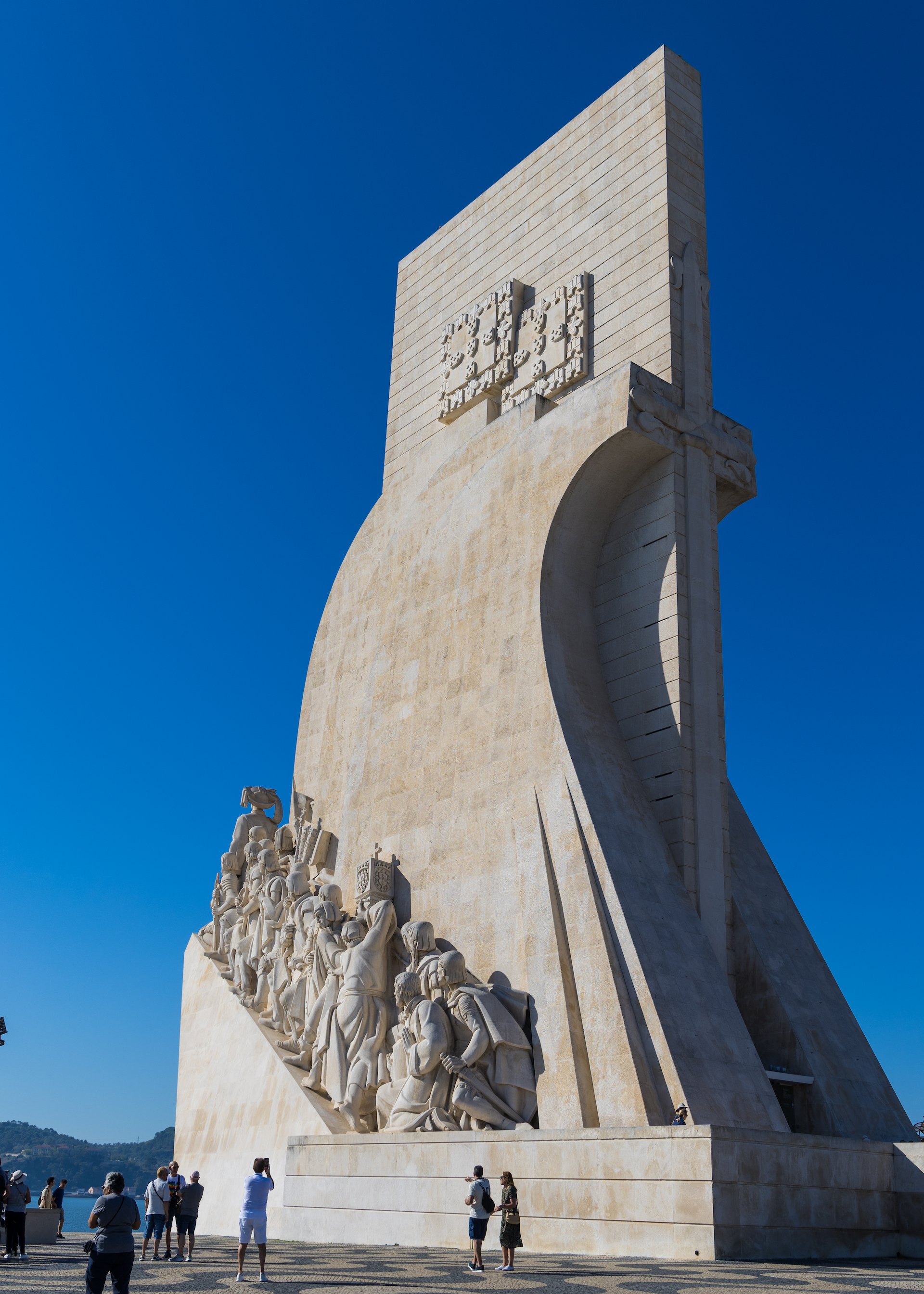  Monument of the Discoveries 