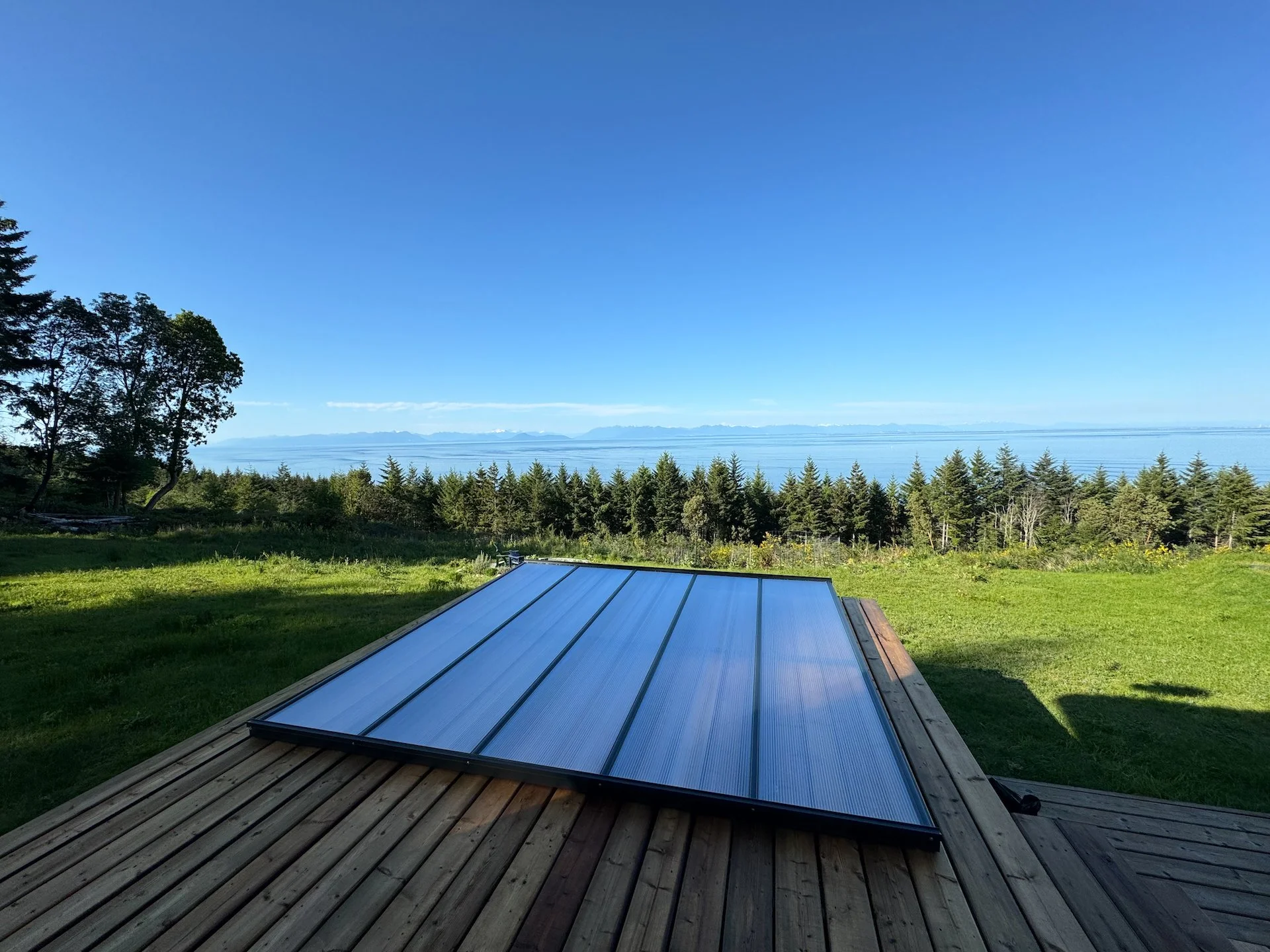  Getting the panels in was a bit trickier. We discovered that you needed to loosen all the pieces a bit to give it some flex, then the pieces went together much better. 