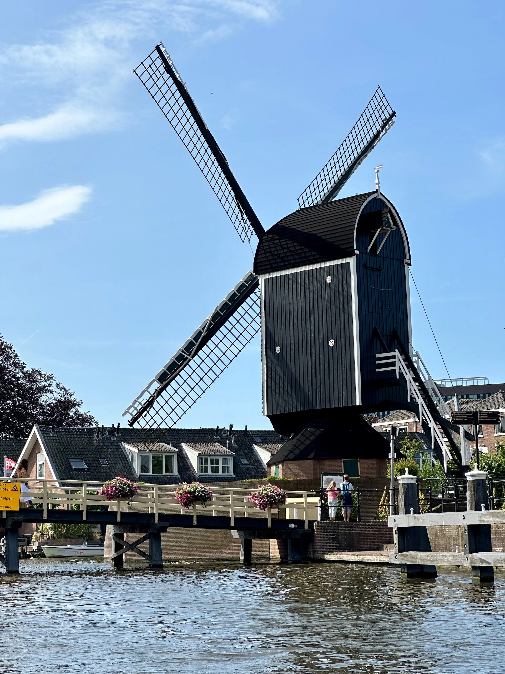  It was hard to say if it was actually working, but it looked cool. 