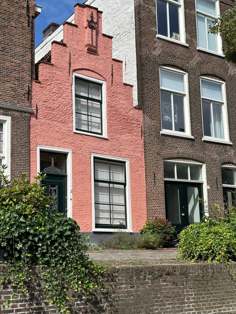  This building was across the canal from an old military school. The guide told a story about the fact that this house used to be a brothel, which apparently was very popular - not surprisingly!  