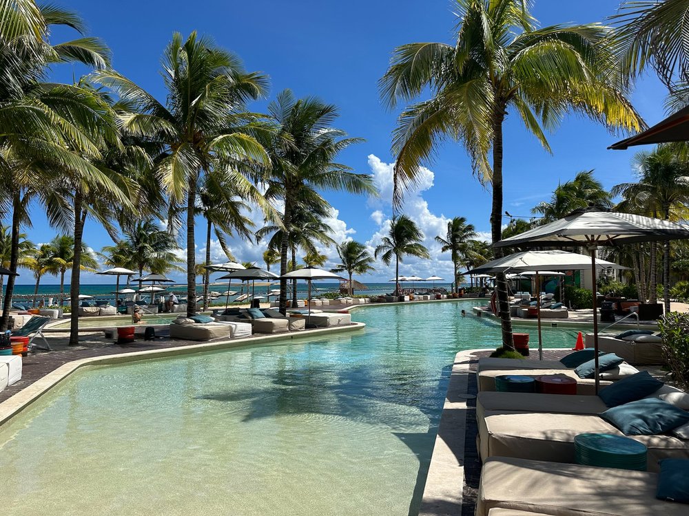  The pool area was quite nice - I never did have time to get in it. 