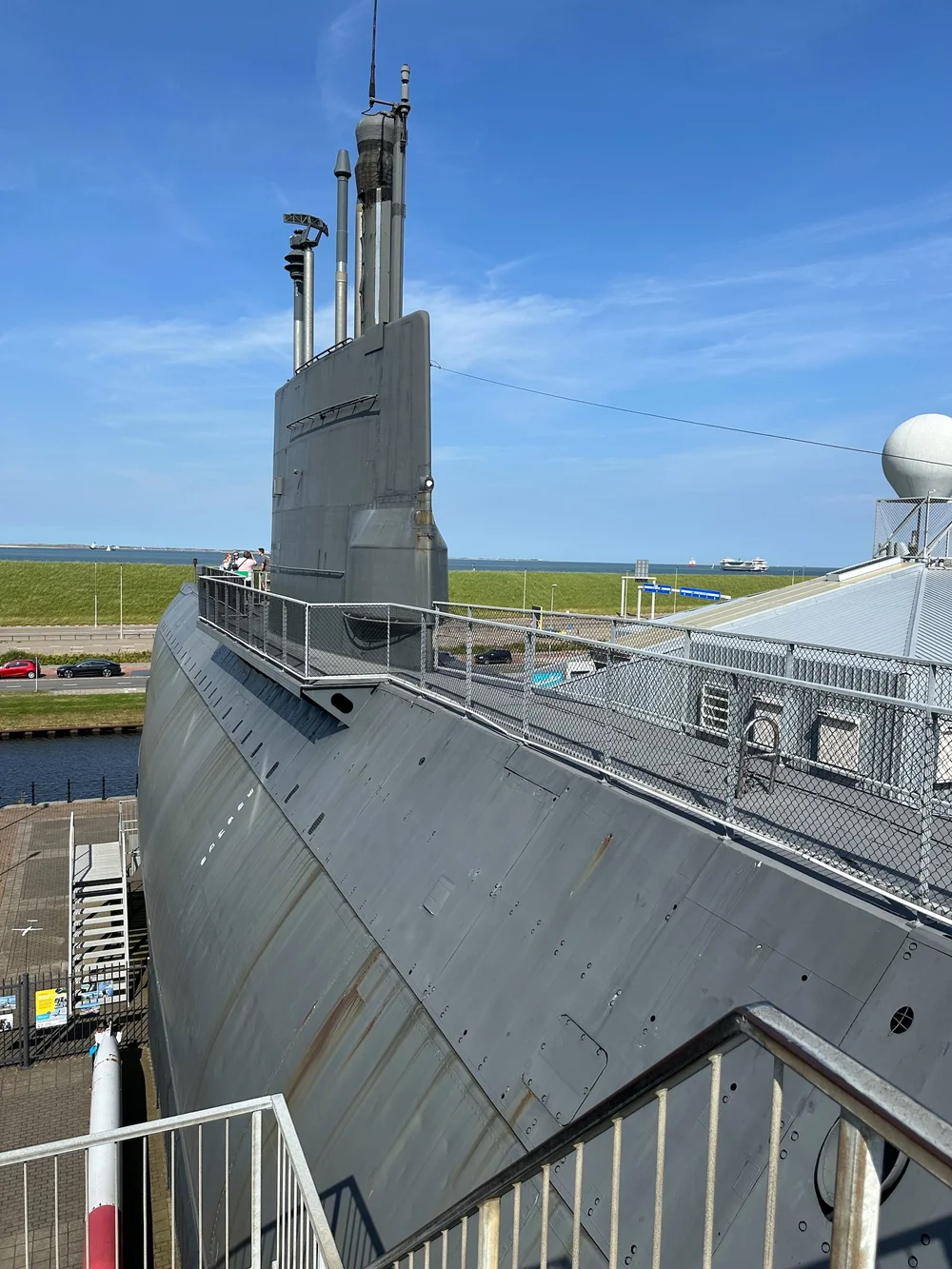  As we headed out from the ship, you got an impression of the size of the ship. 