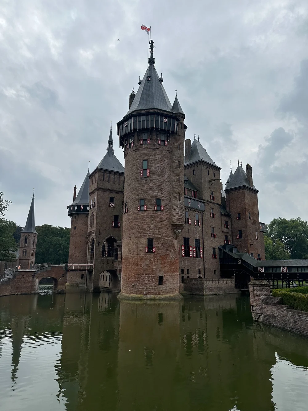  I think this is one of my favourite views of the castle.  