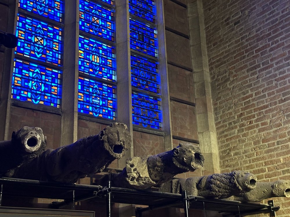  This level had some cool artefacts that they had rescued, including some great gargoyles.  