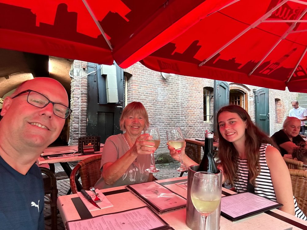  Dinner along the canal - we opted for Italian this time.  