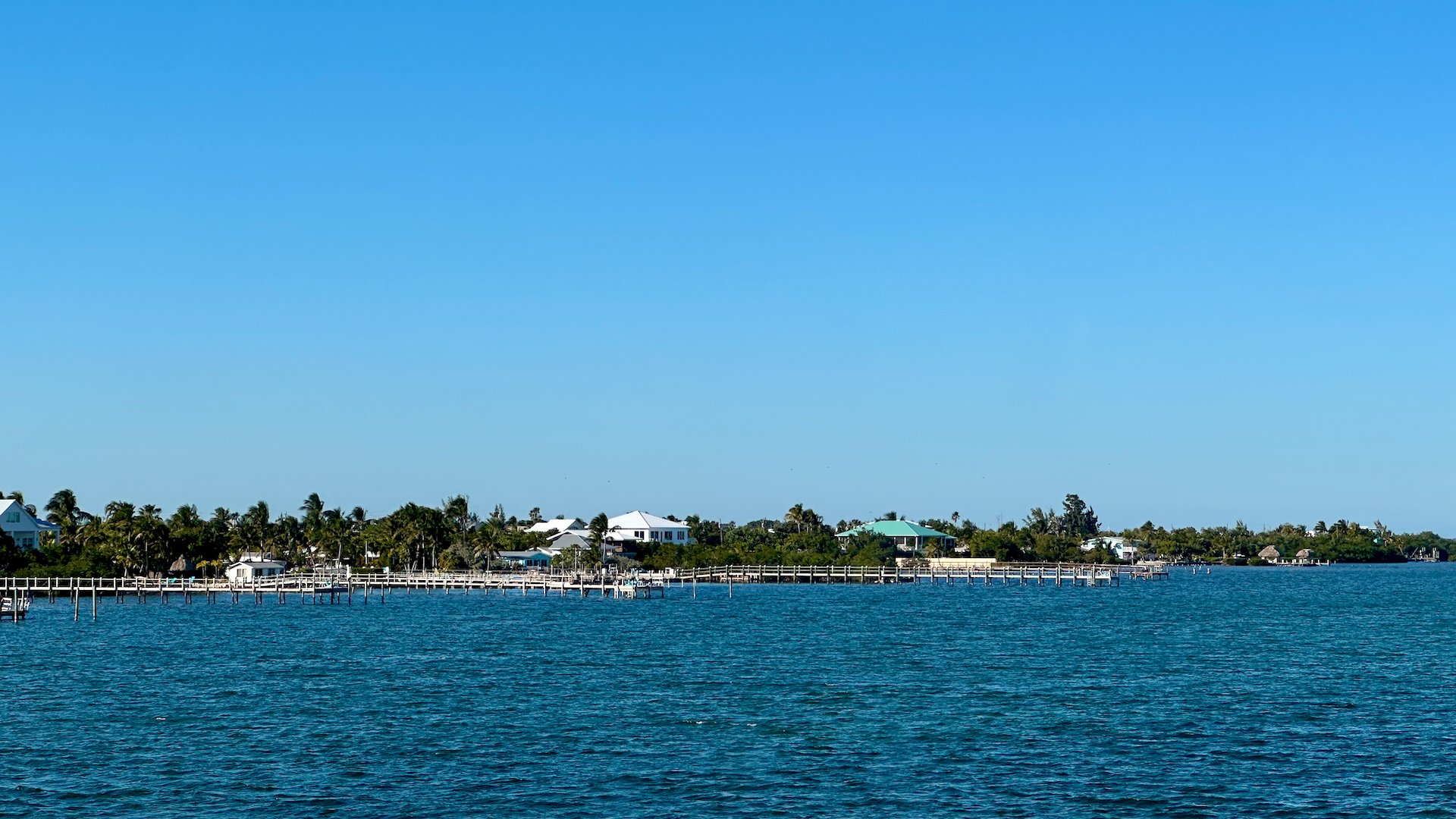 One of the typical views along thwe way, on one of the many small islands that the highway connects.