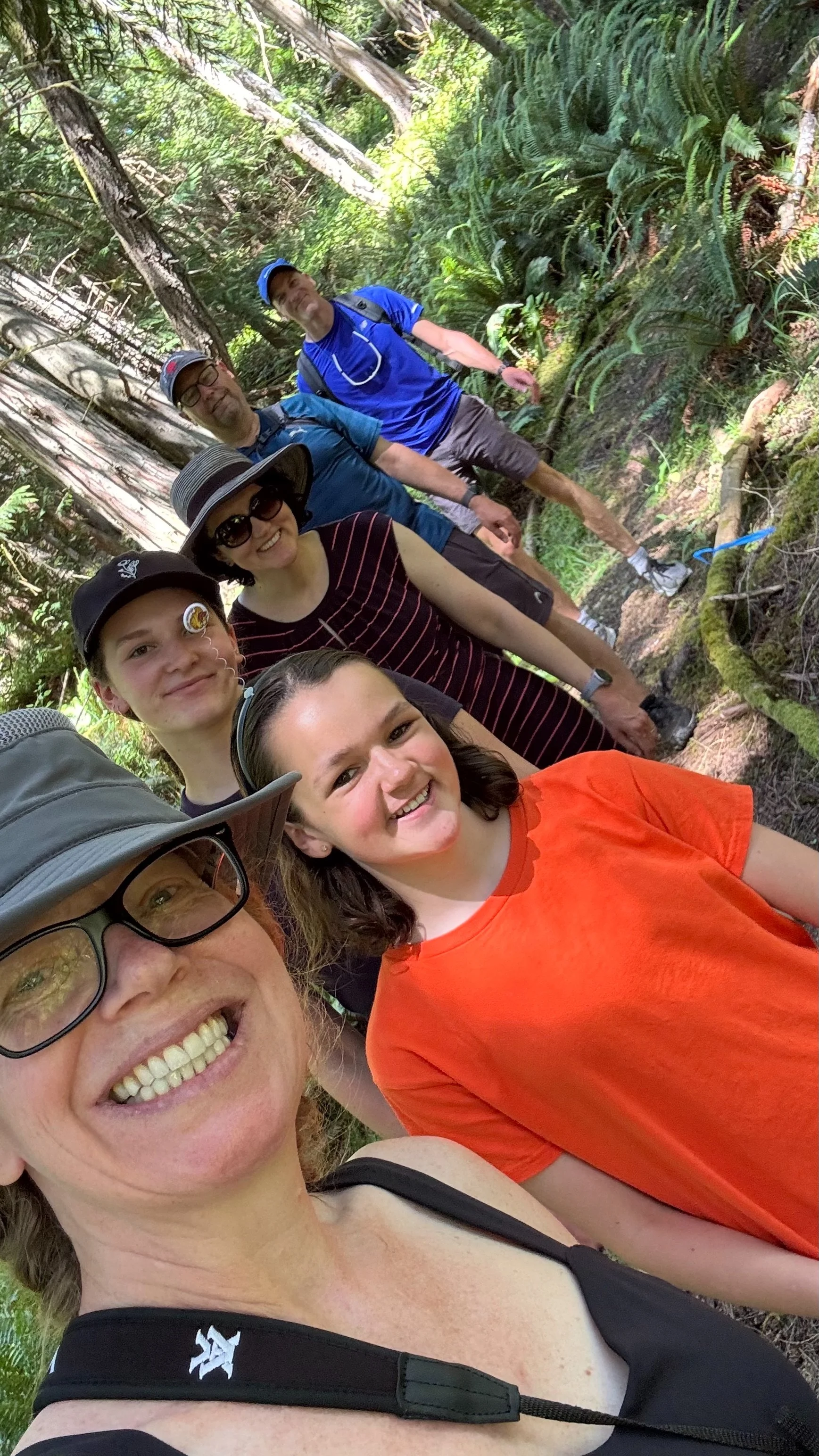 2025 07 Galiano Mark and Family - 26.jpeg