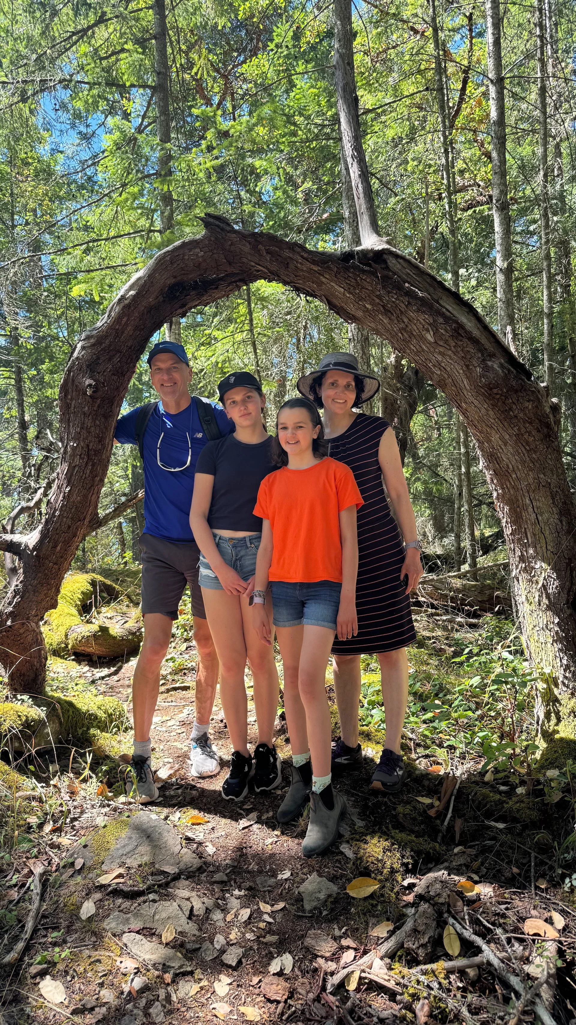 2025 07 Galiano Mark and Family - 28.jpeg