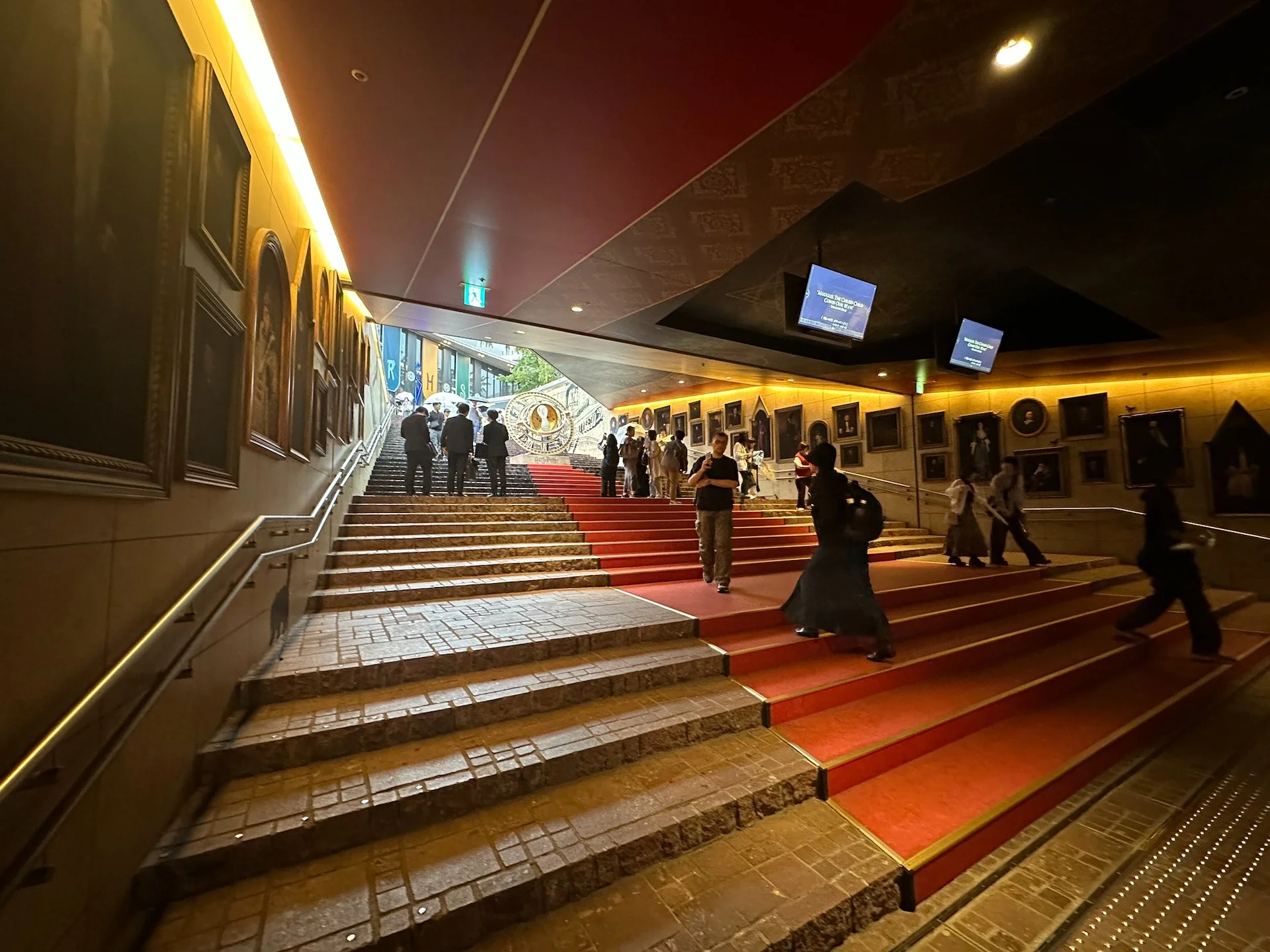 2025 10 Tokyo TeamLab - 70.jpeg