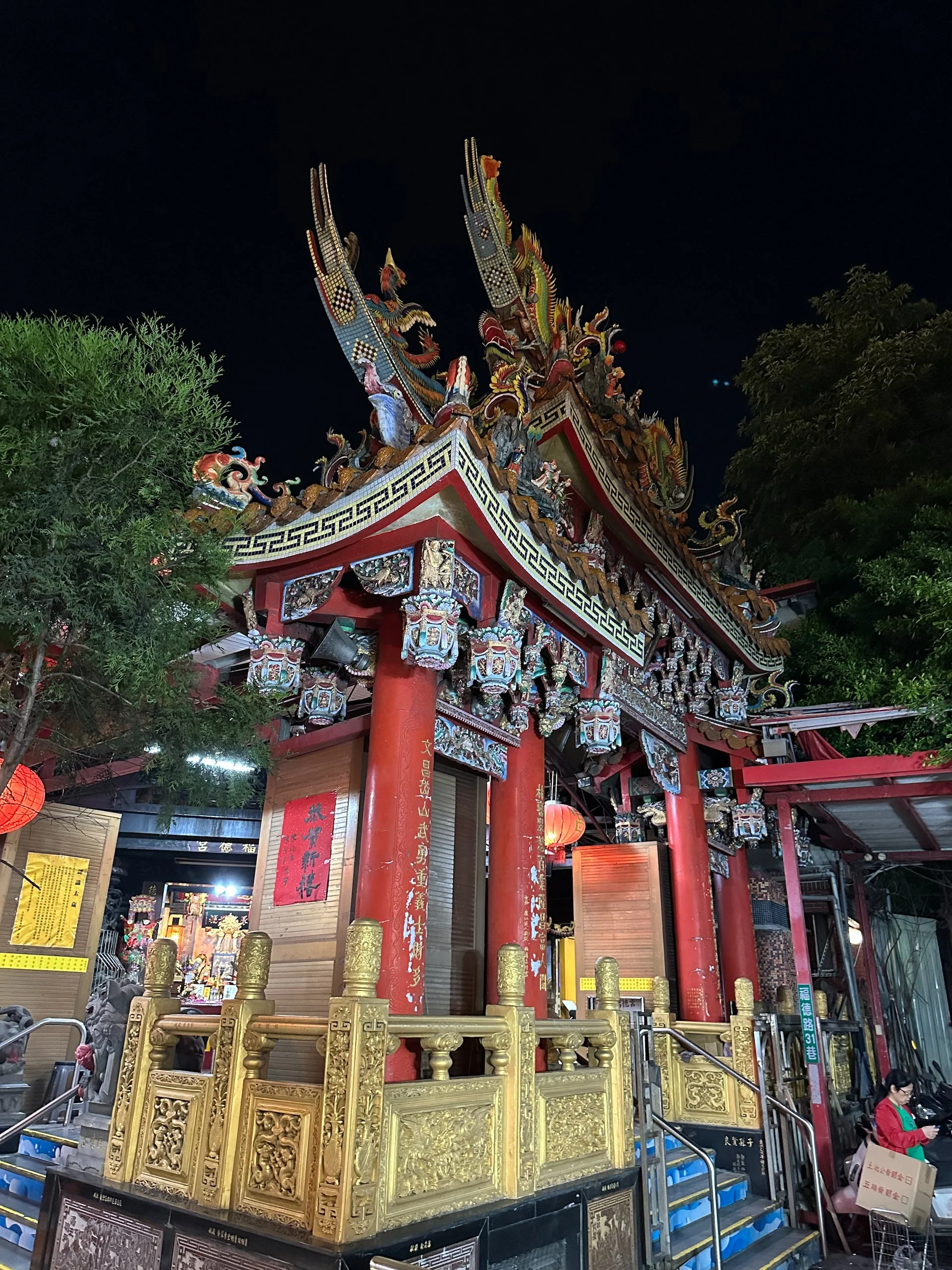  A very cool looking temple in the middle of the market. 