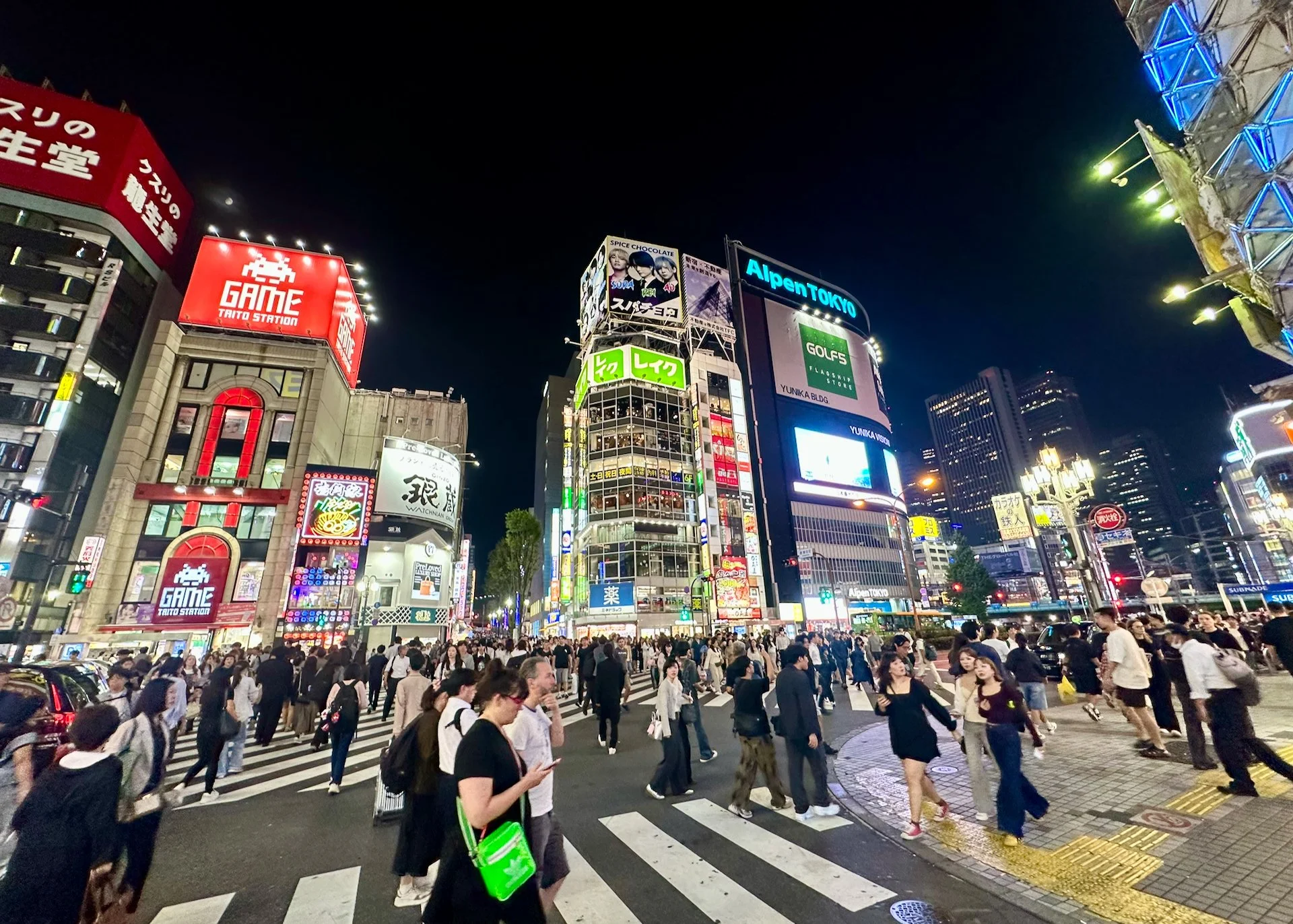 2025 10 Tokyo Shinjuku - 24.jpeg