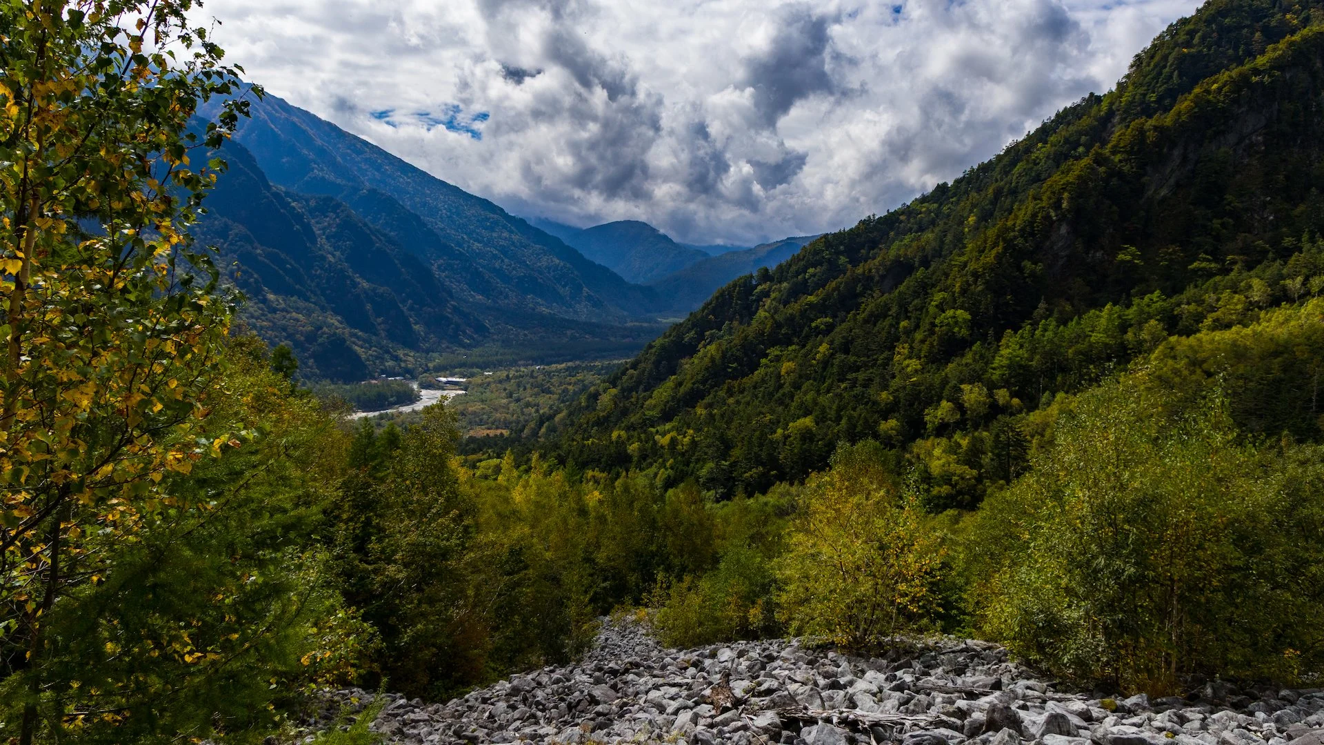  I’d say this was somewhere between marker 6 and 7. We ended up with a view back down into the valley. 