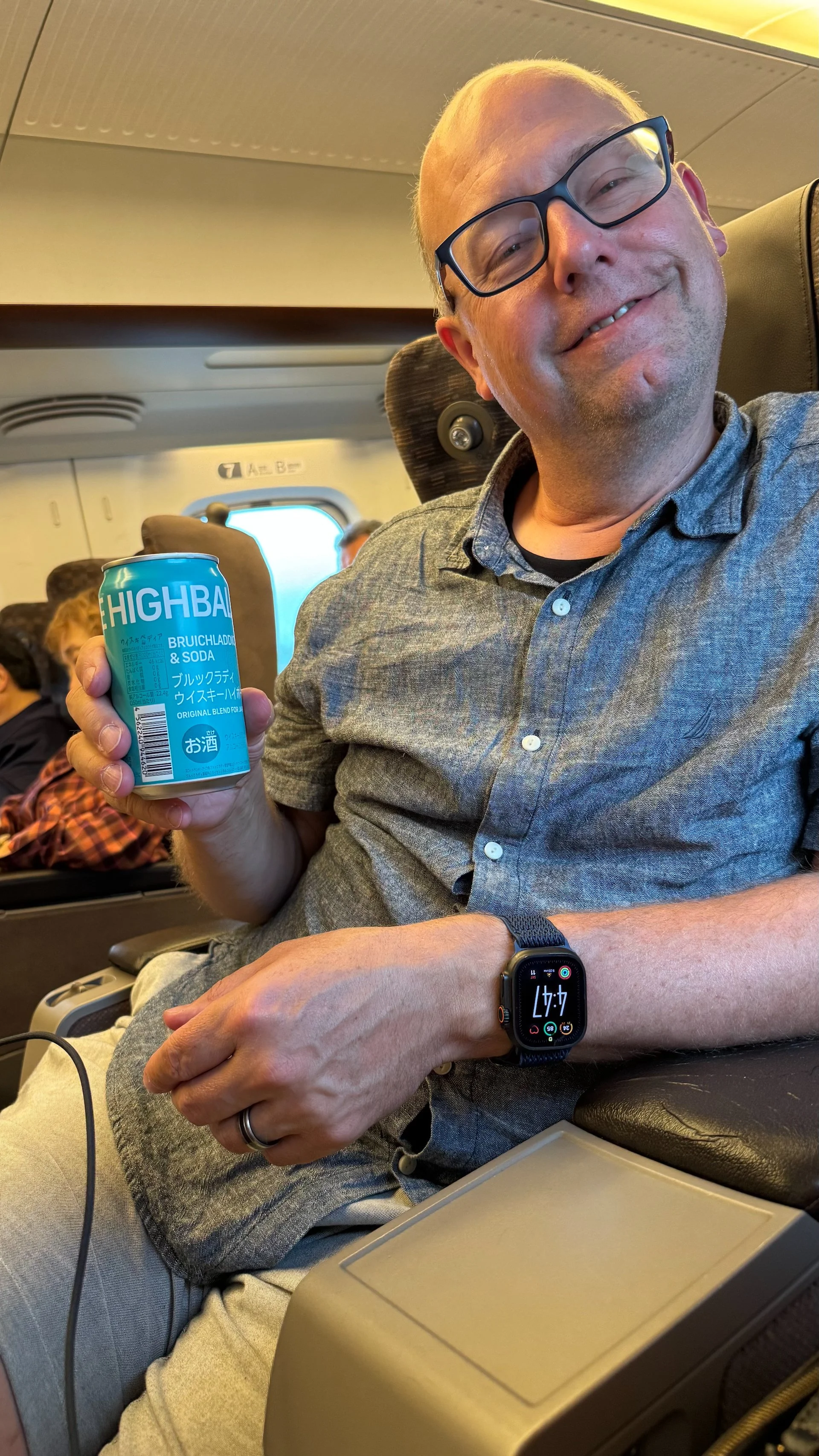  I found this drink, a scotch and soda made with my favorite single malt from Islay. Sadly, it’s sold only in Japan! 