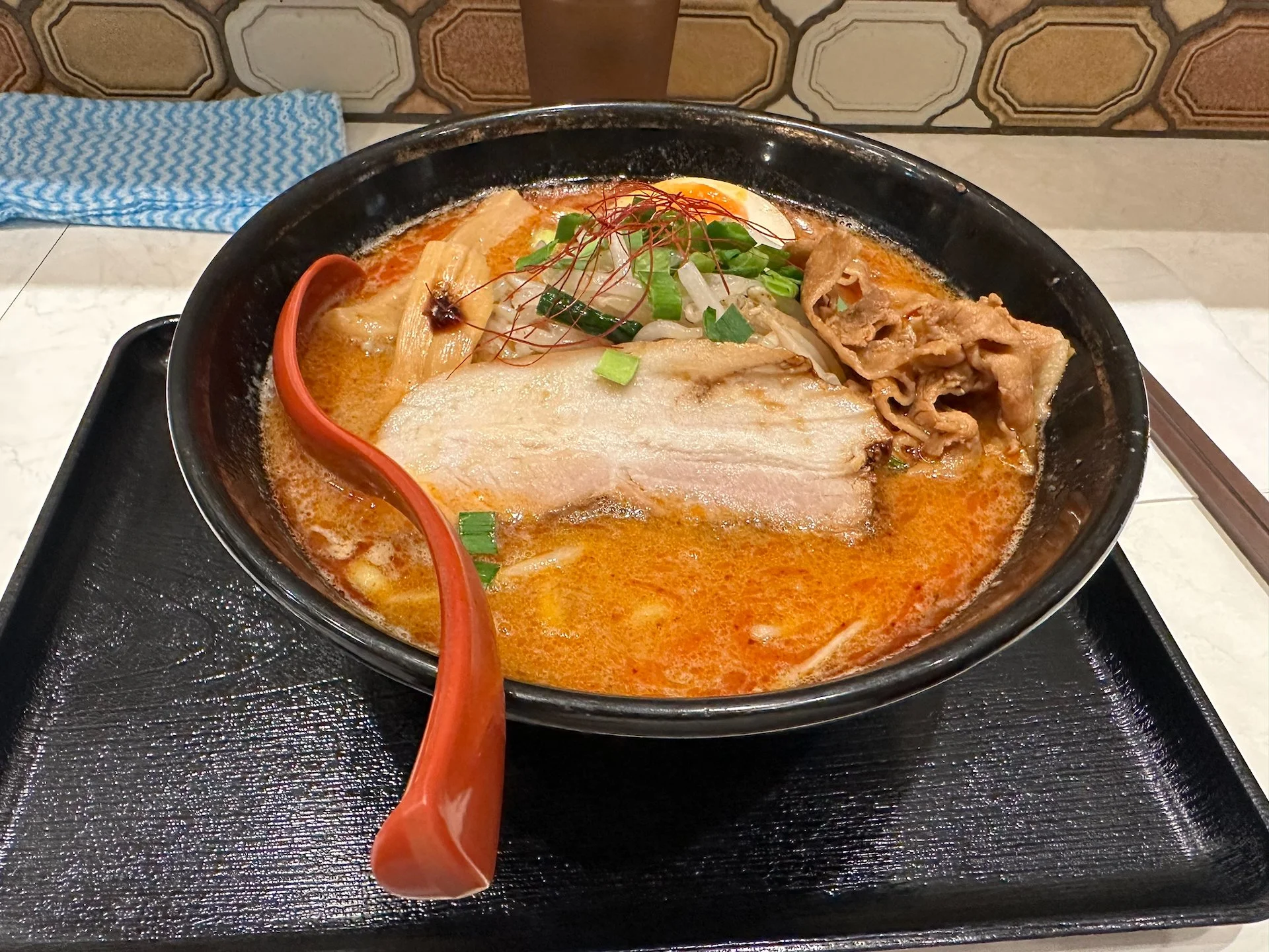  I got the spicy one again. 