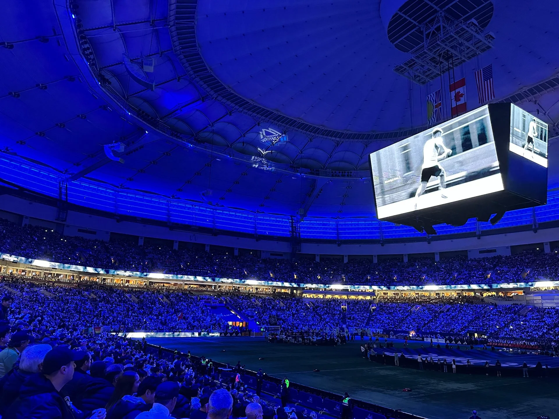  A sell out crowd of over 53,000 people! MLS era attendance record! I was shocked that they sold out the upper bowl too! The place was rocking. 