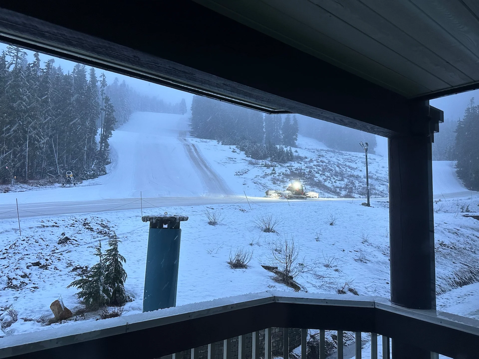  It was snowing when I woke up, which held some promise. 