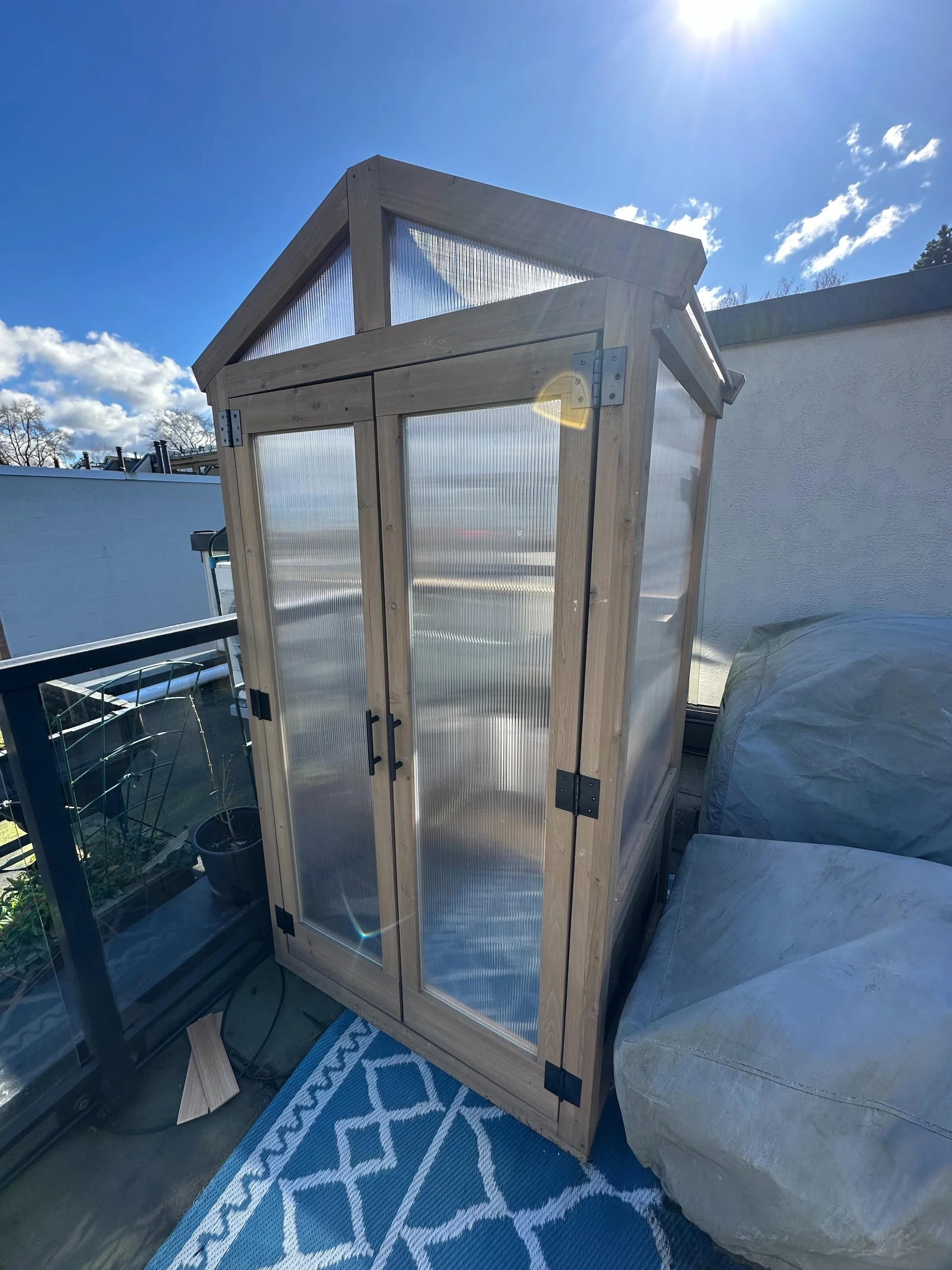  And done! Doors on and all put together. 