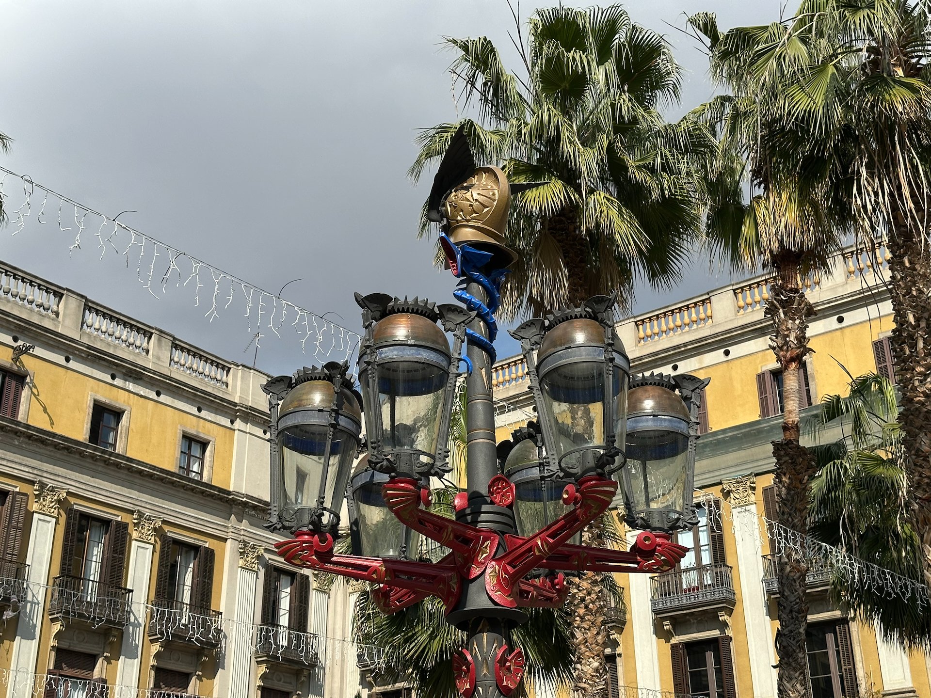  I do think it might be hard to imagine an entire city of them, but for this one square, they are pretty spectacular. 